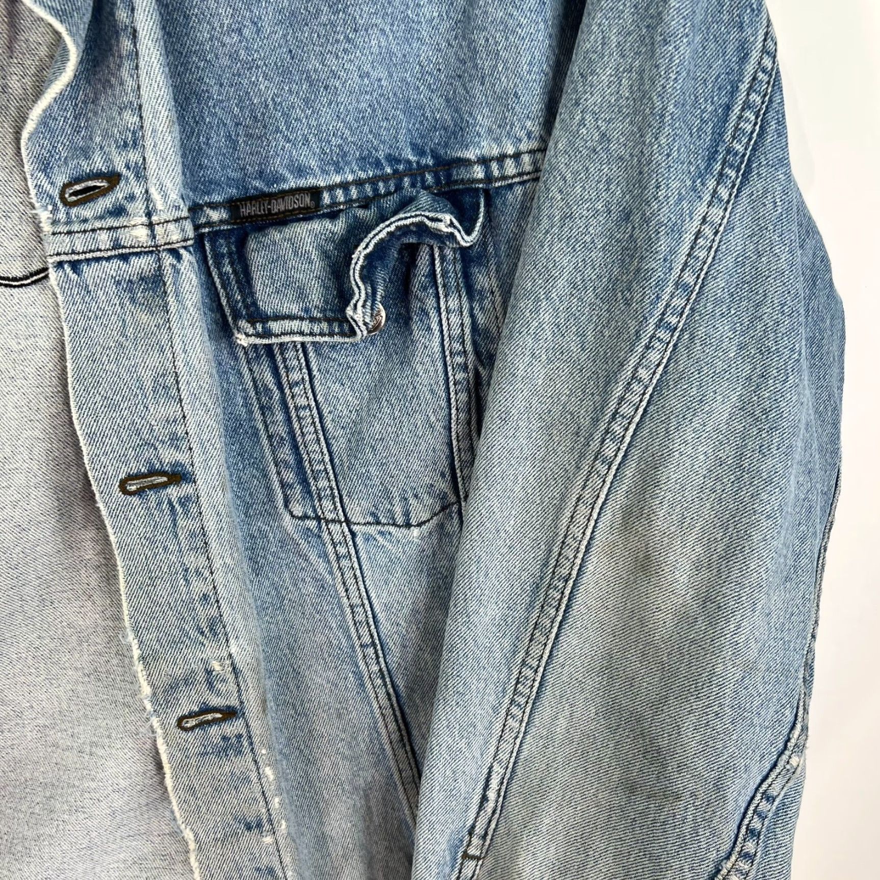 Harley Davidson VINTAGE Harley-Davidson Distressed Jean Jacket Biker Men’s Size XL Blue Classic Motorcycle Size US 36 / EU 52 - 2 Thumbnail