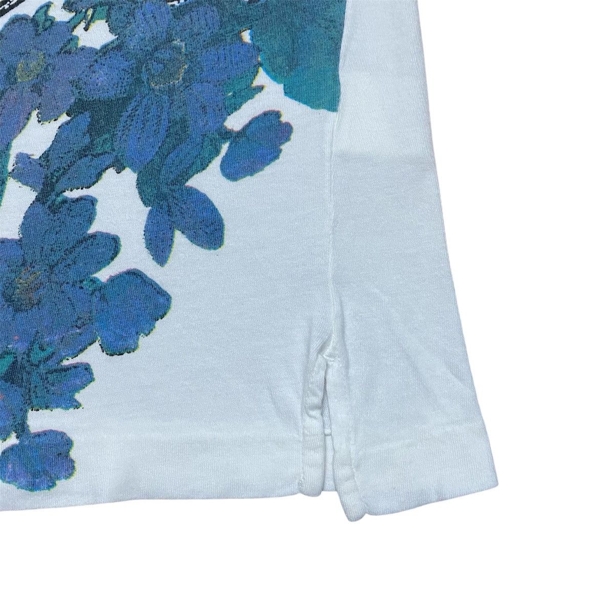 Vintage Rare‼️🔥Vintage Ferre Jeans Over Print Flower T-Shirt Size US M / EU 48-50 / 2 - 7 Thumbnail