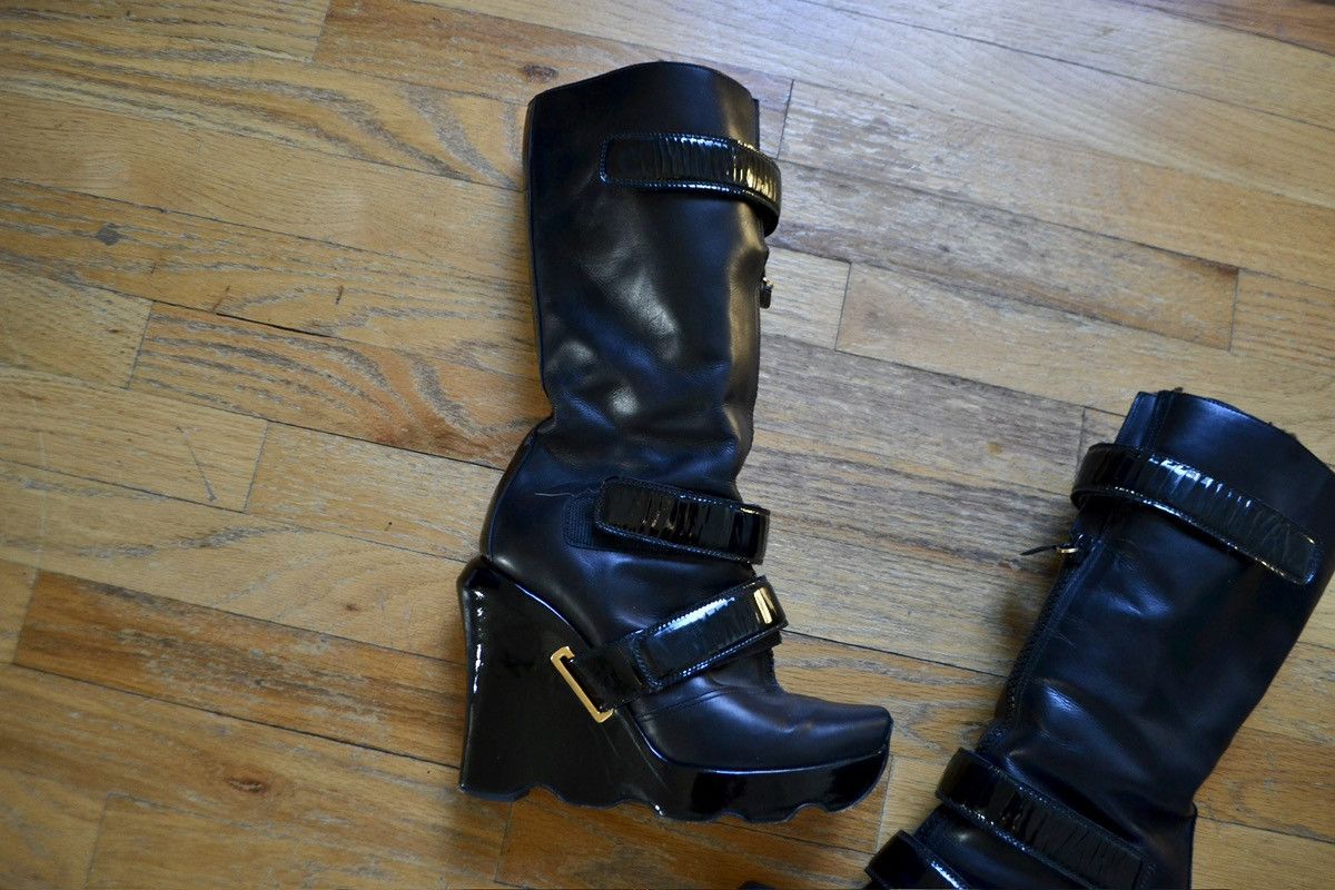 Louis Vuitton FW2006 by Marc Jacobs Wedged Shearling Lined Knee-High Boots Size US 10 / IT 40 - 3 Thumbnail