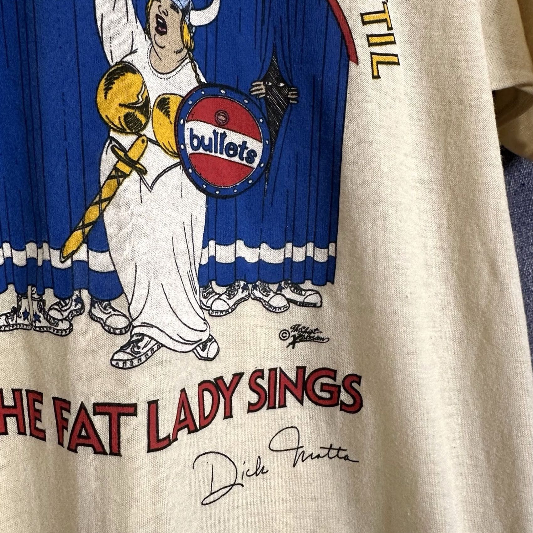 Vintage VINTAGE The Fat Lady Sings Washington Bullets Dick Matta Graphic Shirt M Beige 80s Unisex Size US M / EU 48-50 / 2 - 4 Thumbnail