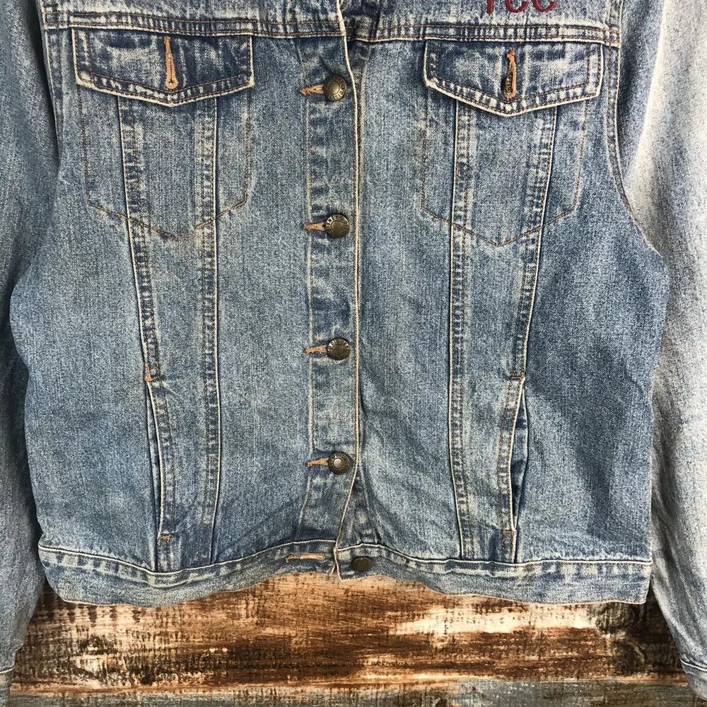 Disney Disney Mickey Mouse Denim Jacket #A1292 Size S / US 4 / IT 40 - 10 Thumbnail