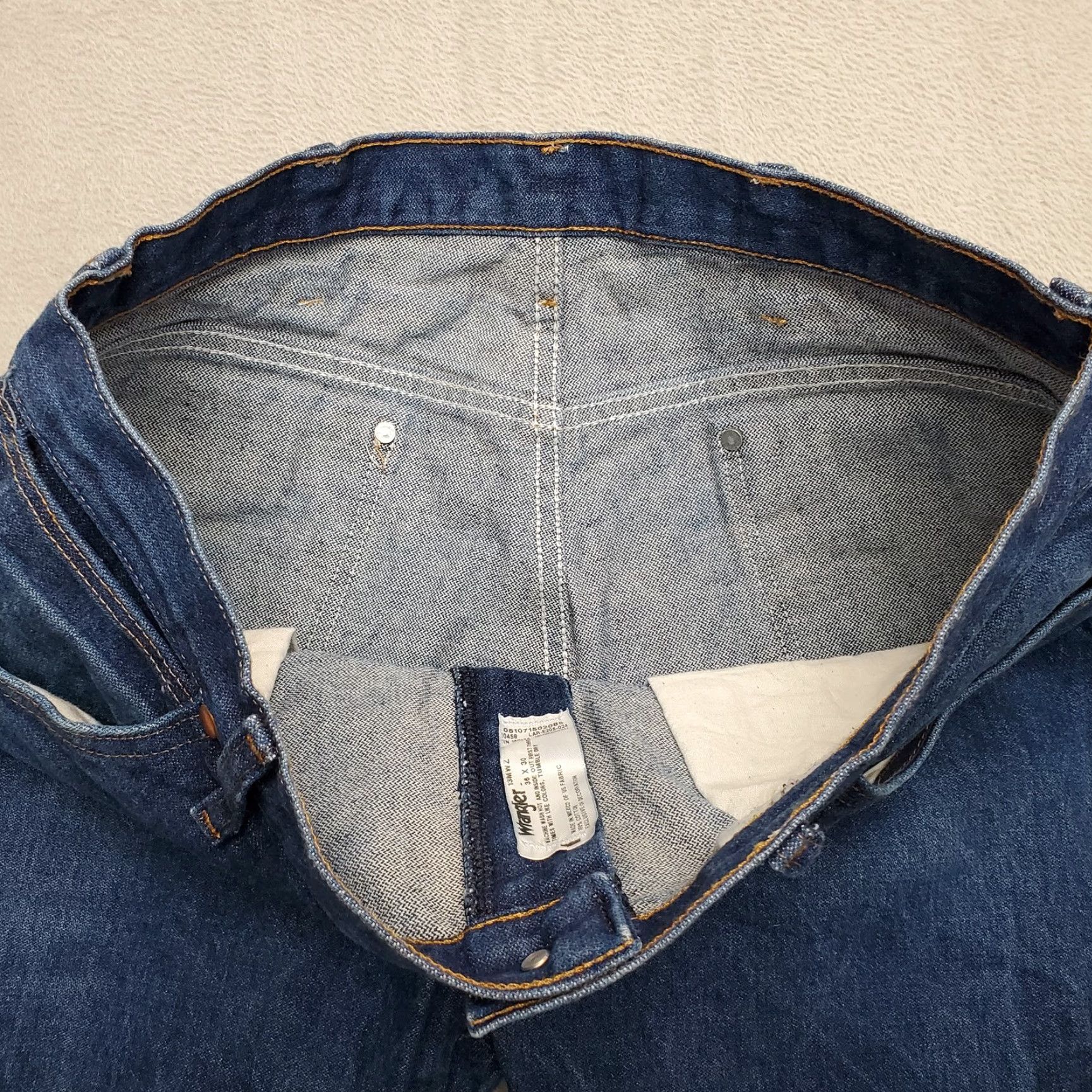 Wrangler VINTAGE Wrangler Jeans Men 36x30 Blue Denim Pants 13MWZ Western Cowboy Pants Jeans Size US 36 / EU 52 - 4 Thumbnail