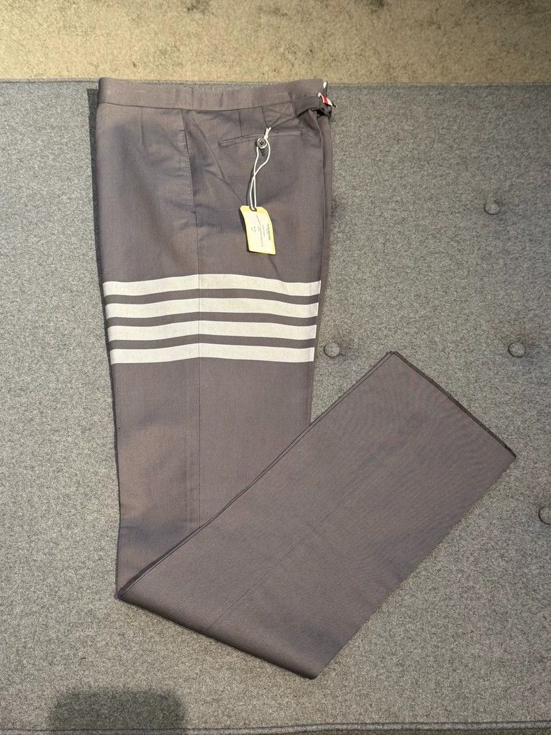 Thom Browne Thom Browne Size 0 Classic mid-gray four-bar casual pants Size US 32 / EU 48 - 3 Thumbnail