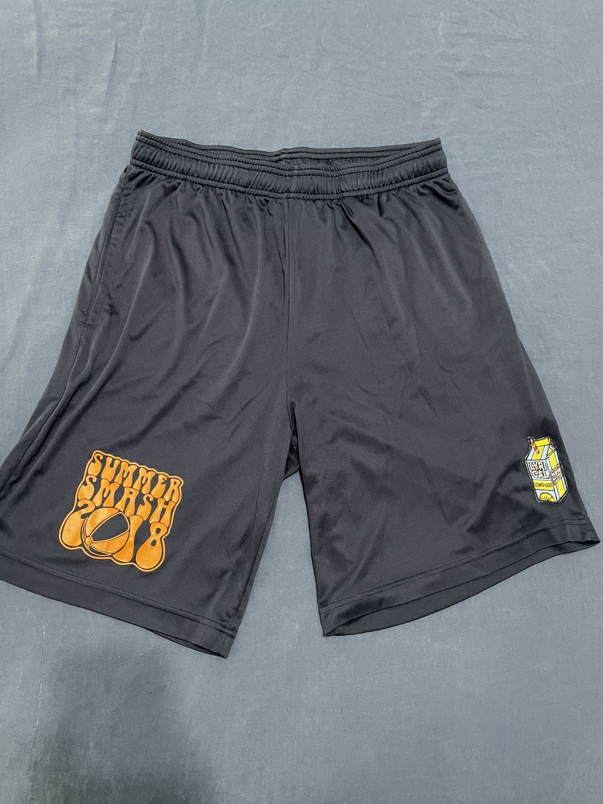 Lyrical Lemonade Lyrical Lemonade Summer Smash 2018 Shorts Medium Size US 32 / EU 48 - 1 Thumbnail