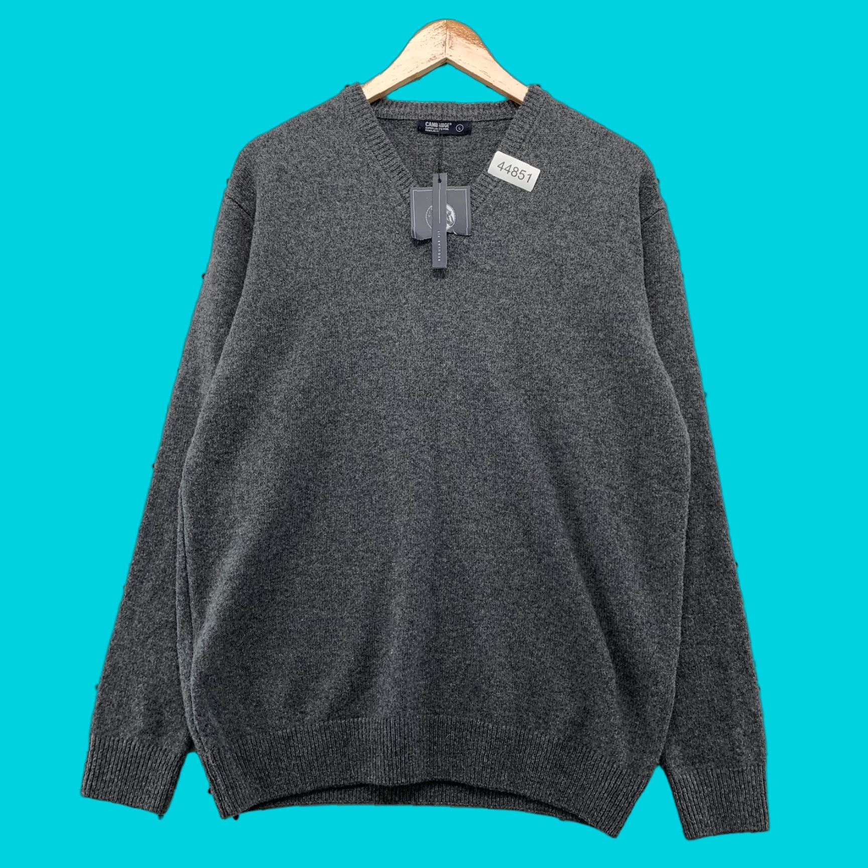 Vintage Cambridge Sweater Men Large Gray V-Neck Business Casual Lambswool NWT Shirt Pullover Mens Winter Fall Spring Size US L / EU 52-54 / 3 - 1 Thumbnail