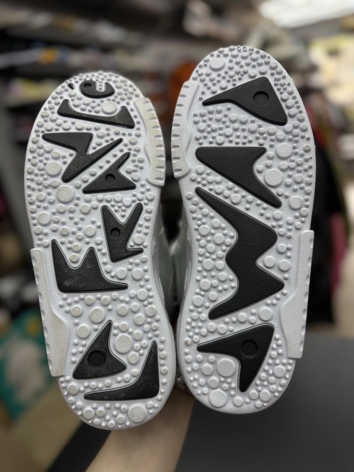 Puma Puma La France Shoes Silver Size (10.5) 100% Authentic Ship Size US 10.5 / IT 40.5 - 9 Thumbnail