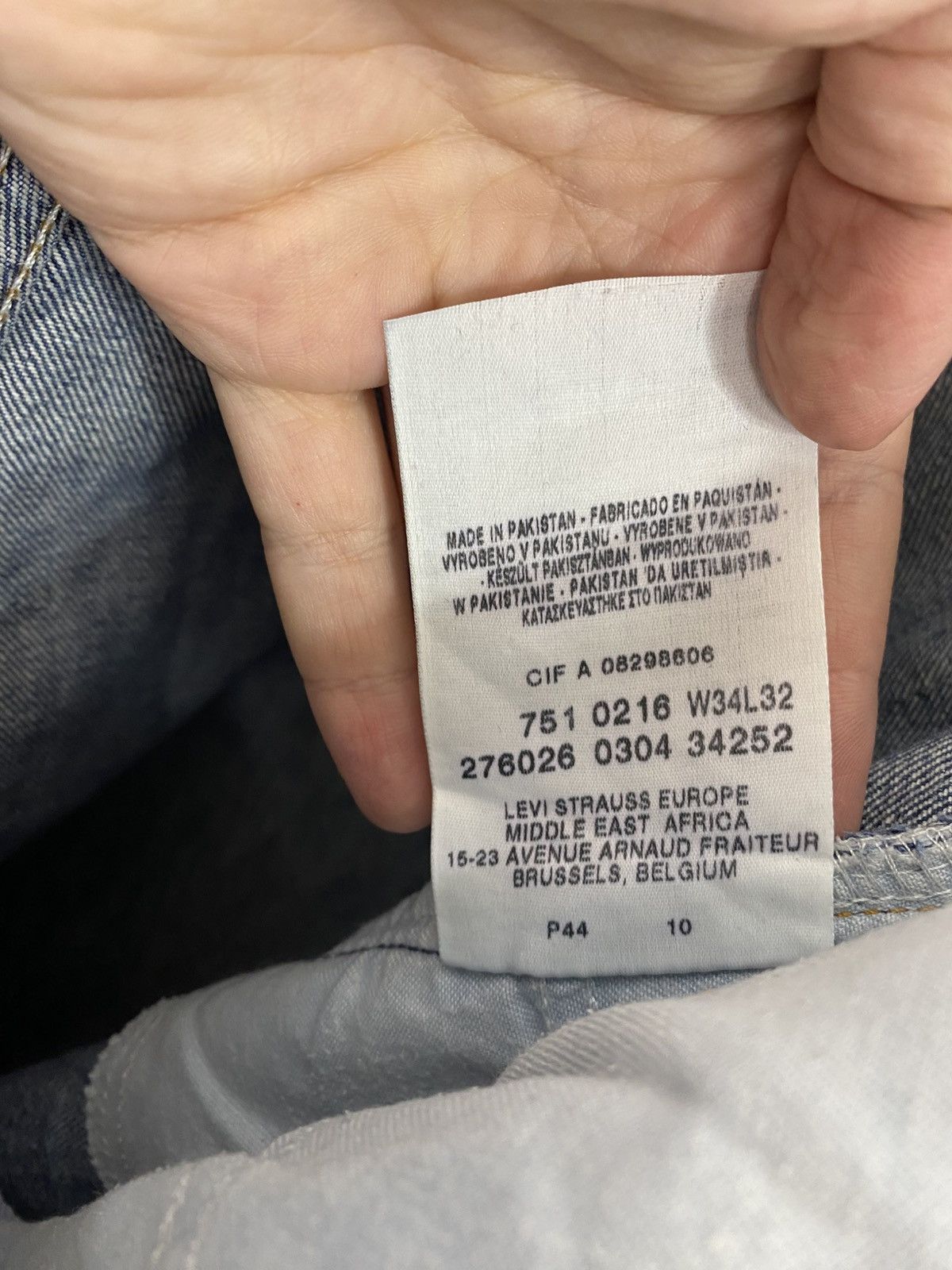 Levi's Levis Vintage Jeans 00s 751 Men size 34 x 32 Size US 34 / EU 50 - 11 Thumbnail