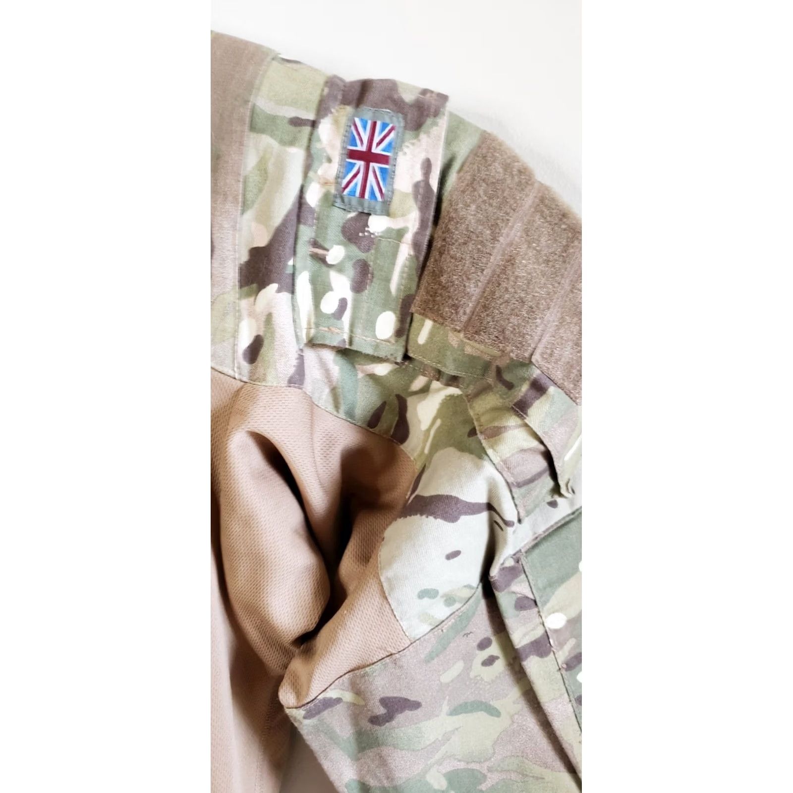 Vintage British Military Issue Men's M Tactical Camo Shirt Padded Elbows Shoulders Flag Size US M / EU 48-50 / 2 - 4 Thumbnail