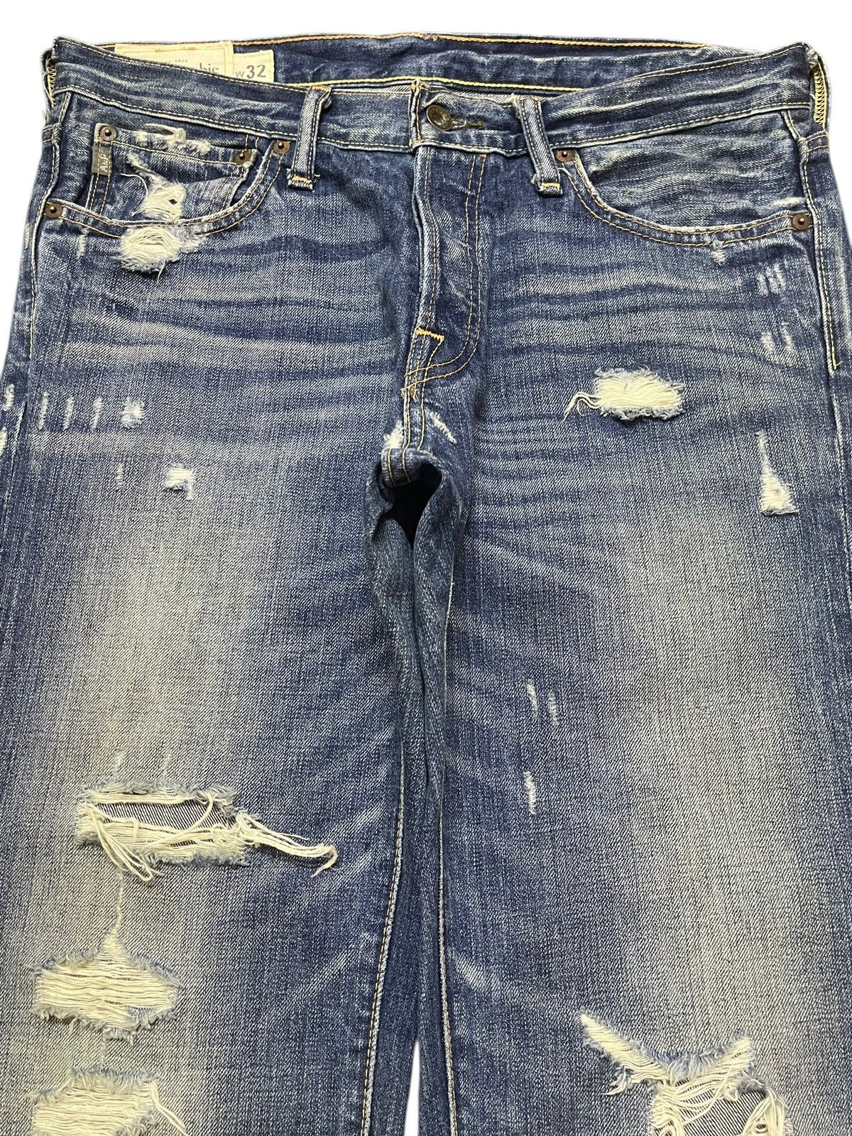 Abercrombie & Fitch Vintage Abercrombie & Fitch Faded Wash Distressed Baggy Jean Size US 34 / EU 50 - 3 Thumbnail