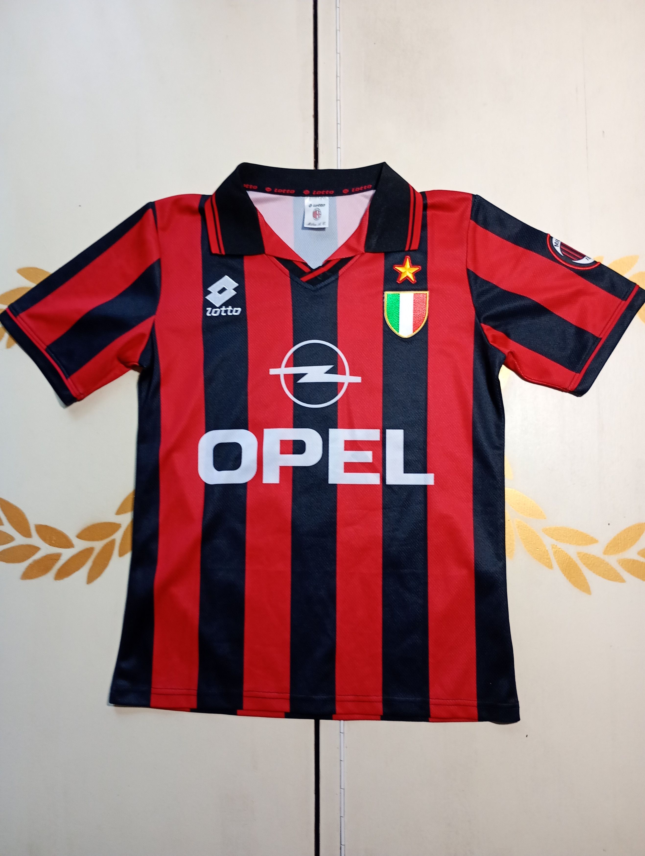 Vintage Milan Jersey 18 Baggio 1995-1996 Size US S / EU 44-46 / 1 - 2 Thumbnail