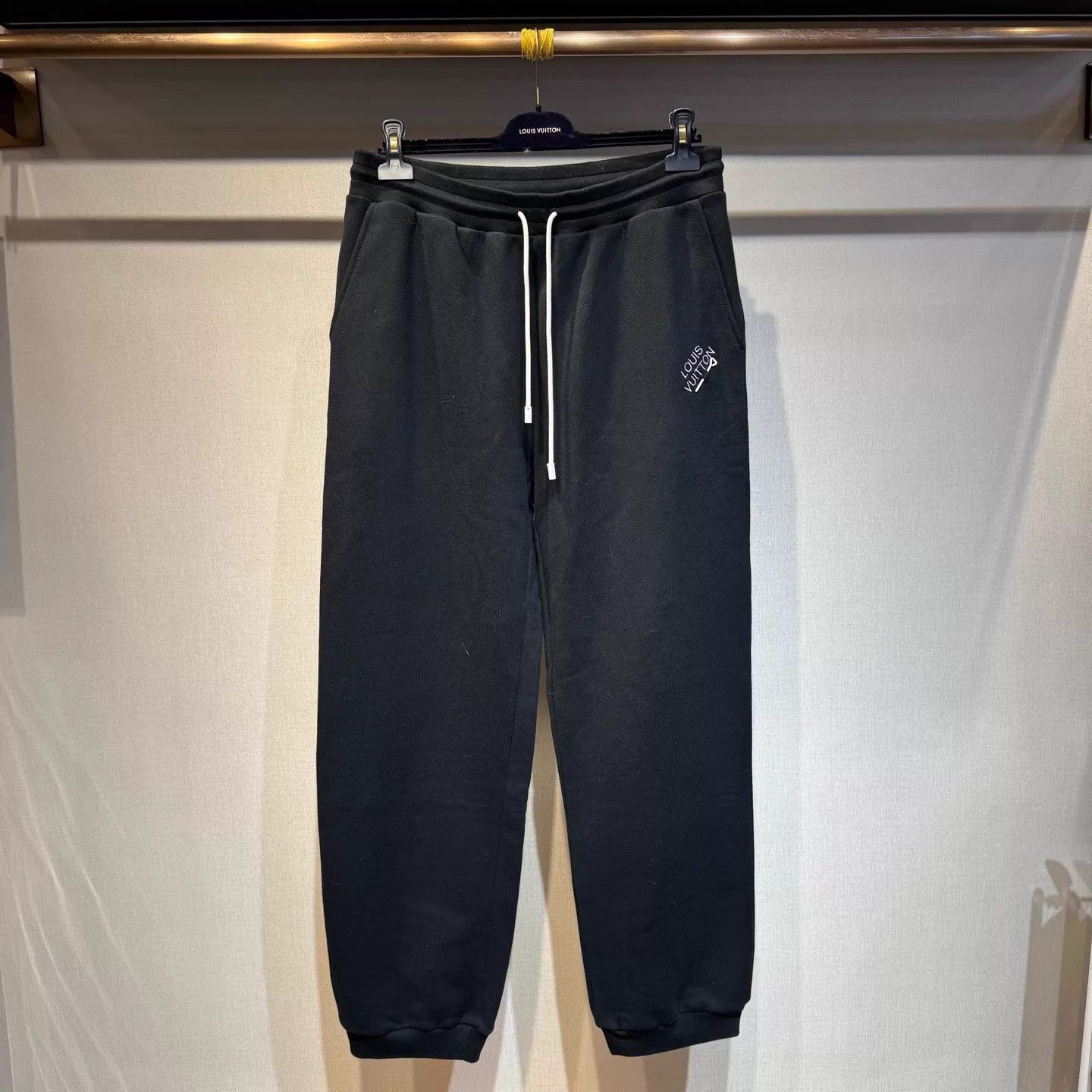 Louis Vuitton Louis Vuitton Black Pin Sweatpants XXL New Size US 40 / EU 56 - 1 Thumbnail