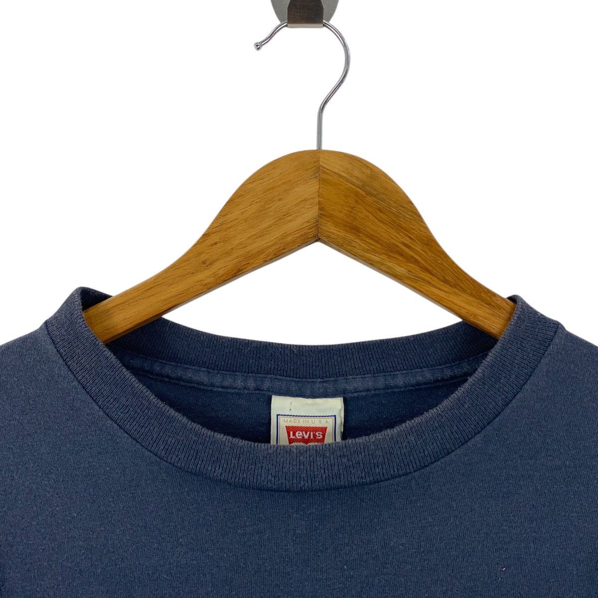 Levi's × Vintage Vintage 90s LEVIS bomb printed design tee Size US M / EU 48-50 / 2 - 8 Thumbnail