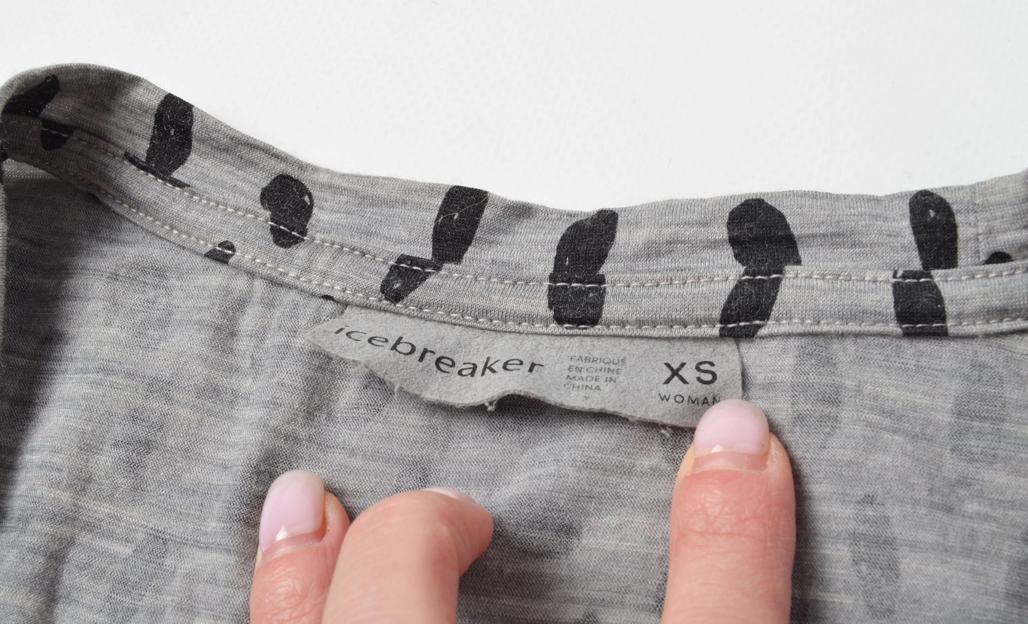 Icebreaker Icebreaker Merino Wool Scoop Neck Printed T-Shirt Size XS / US 0-2 / IT 36-38 - 7 Thumbnail