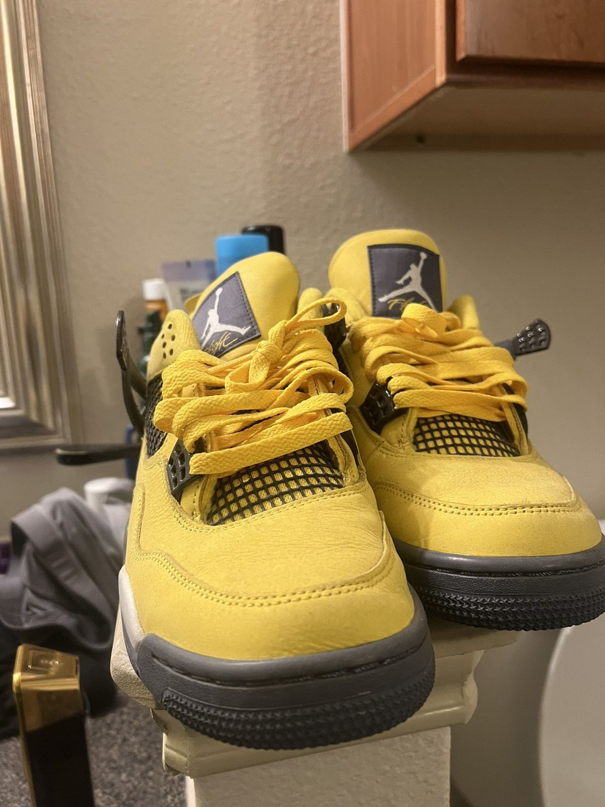 Jordan Brand Lightning 4 Jordans Size US 10 / EU 43 - 2 Thumbnail