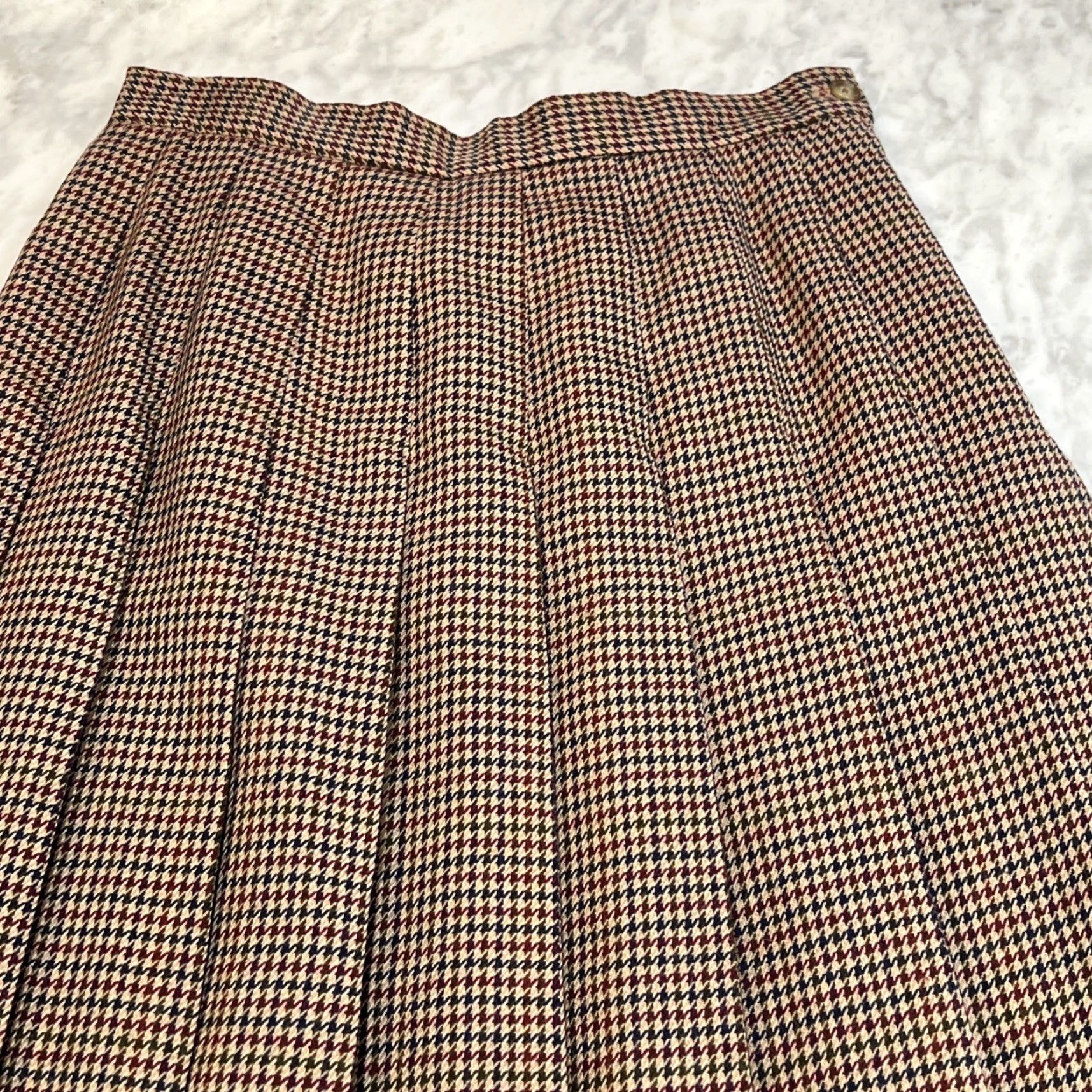 Vintage VINTAGE LL Bean Wool Skirt 8P Petite Houndstooth Brown Midi Pleated Lined 1980s Size 30" / US 8 / IT 44 - 2 Thumbnail