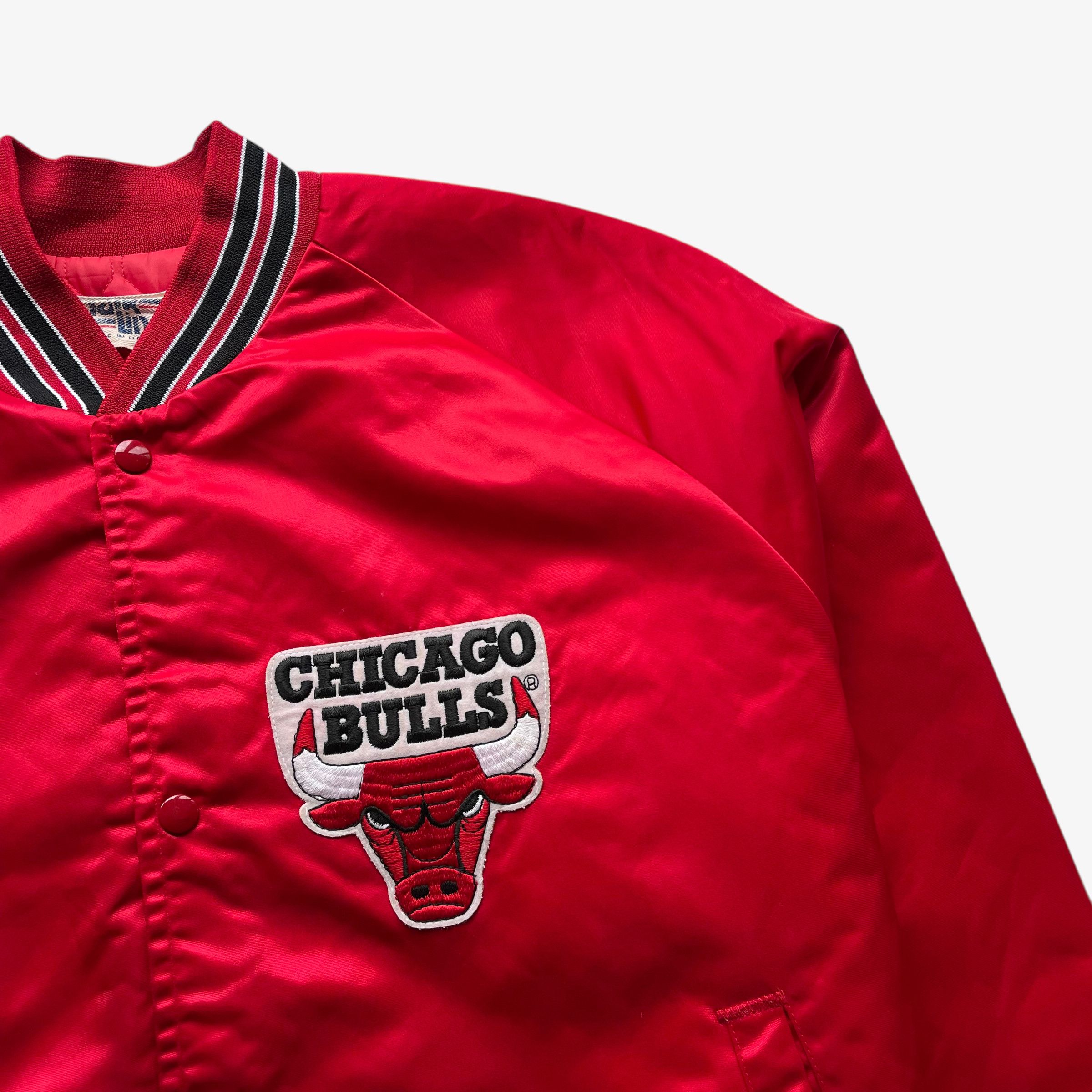 Chalk Line Vintage 90s Chalk Line NBA Chicago Bulls Varsity Jacket Size US L / EU 52-54 / 3 - 4 Thumbnail