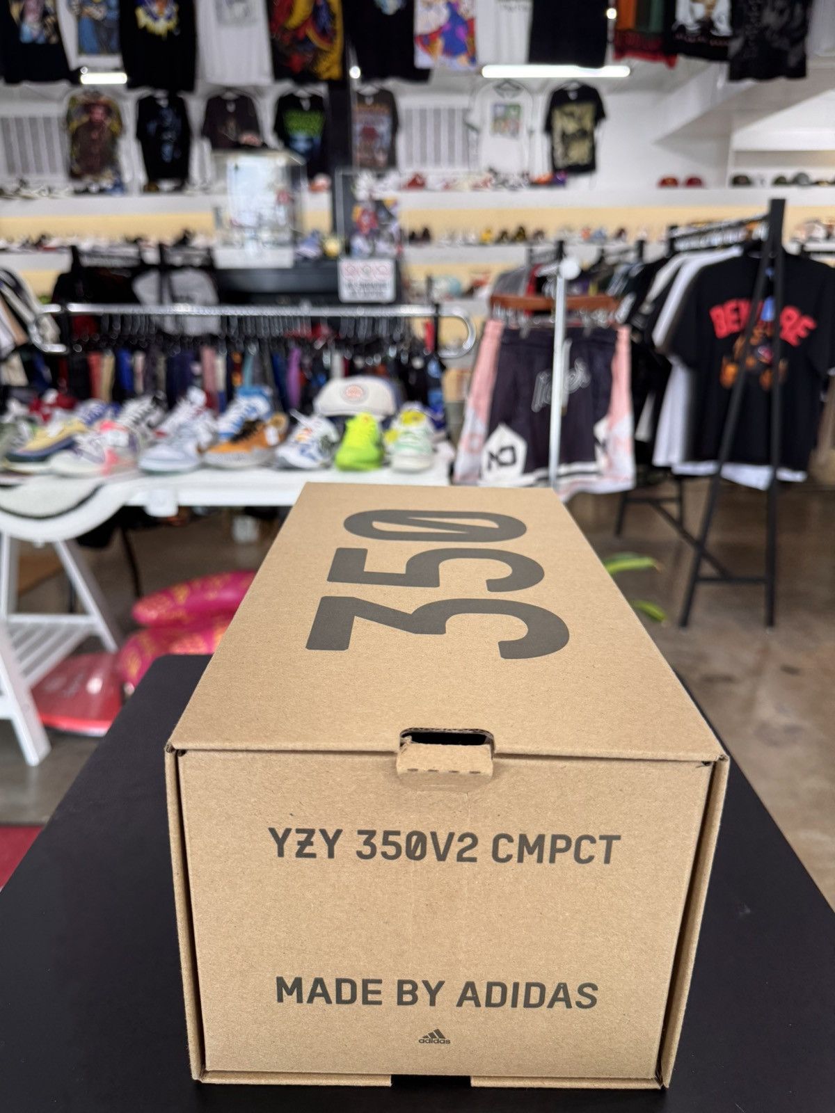 Yeezy Yeezy 350 V2 CMPCT Slate Panda Size 9 (2023) Size US 9 / EU 42 - 12 Thumbnail