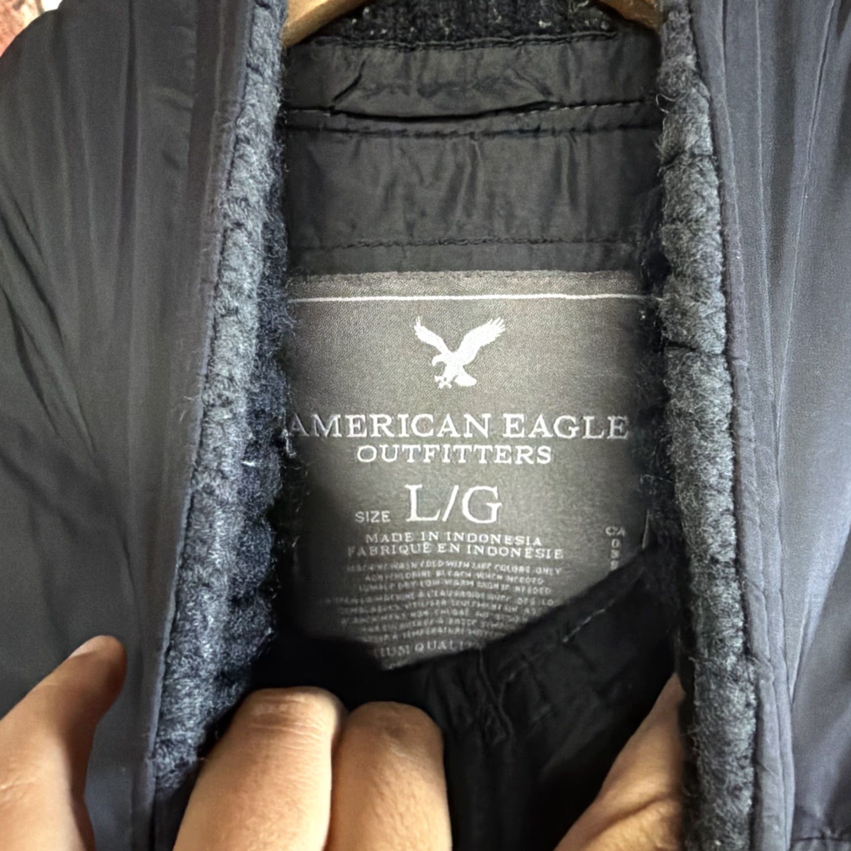 American Eagle Outfitters VINTAGE American Eagle Outfitters Puffer Vest Mens Large Black Logo Down Nylon Full Zip Size US L / EU 52-54 / 3 - 2 Thumbnail