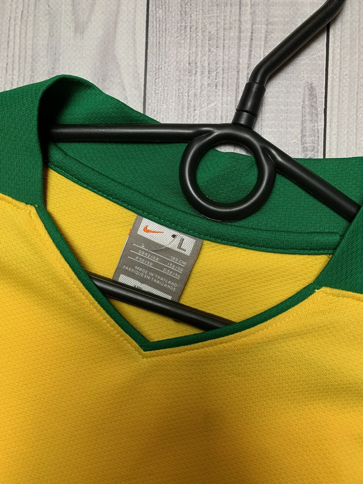 Nike × Vintage Vintage Nike Brazil soccer jersey size L yellow logo Size US L / EU 52-54 / 3 - 3 Thumbnail