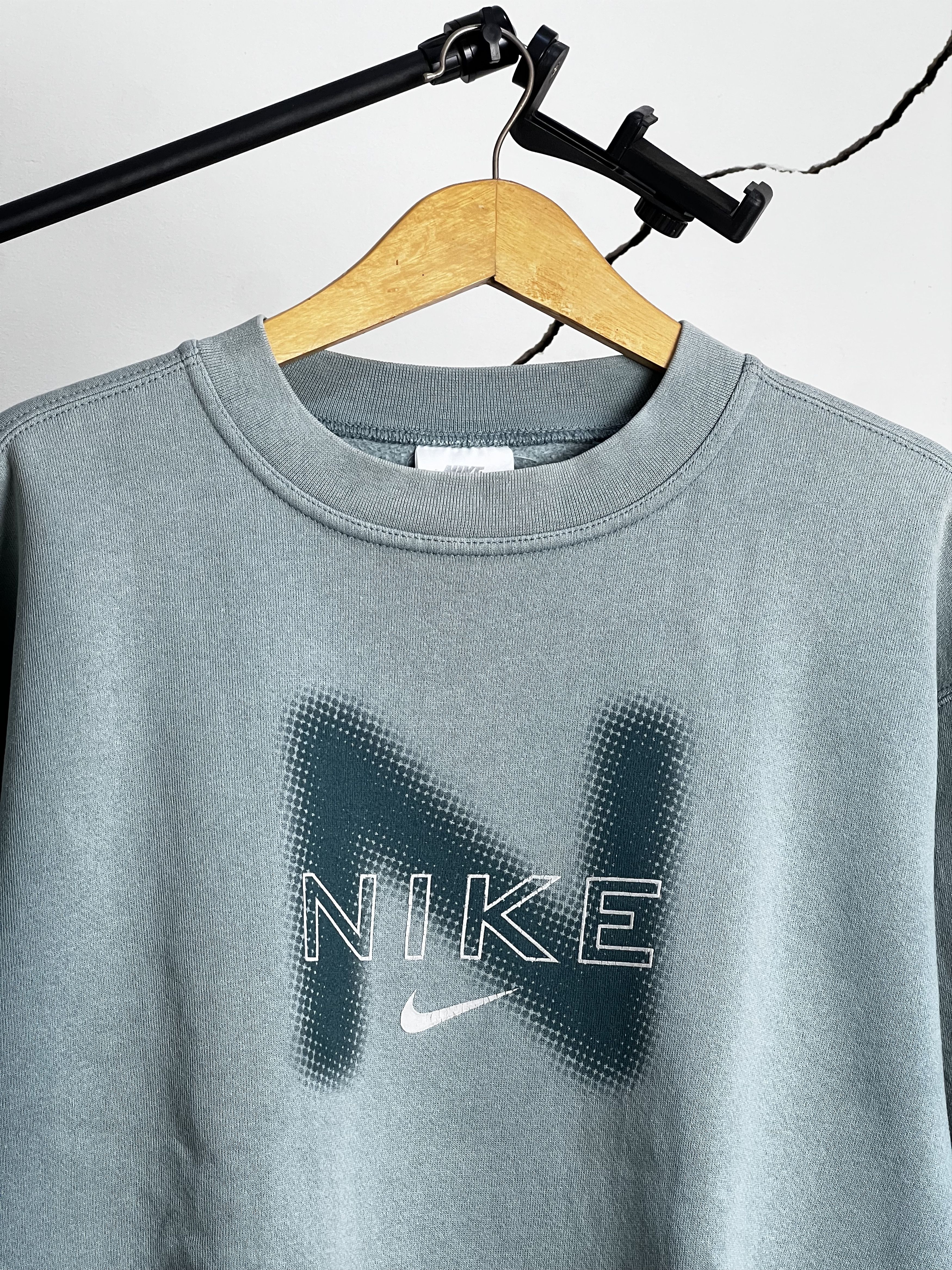 Nike 1990s Nike Spellout Sweatshirt 90s Vintage Swoosh Center Size US M / EU 48-50 / 2 - 2 Thumbnail