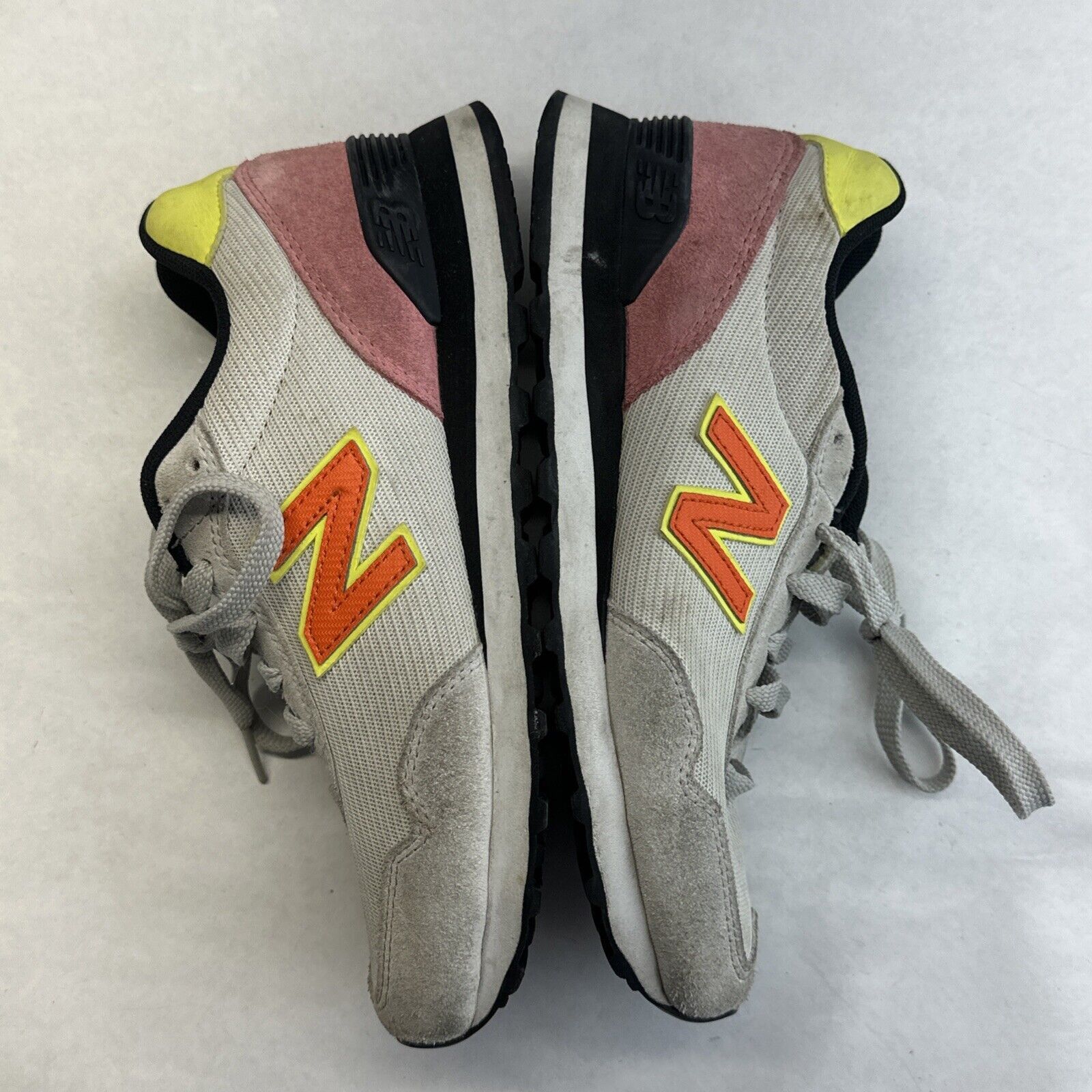 New Balance New Balance 515 V3 Nimbus Cloud Poppy Athletic Shoes size 7 Size US 6 / IT 36 - 9 Thumbnail
