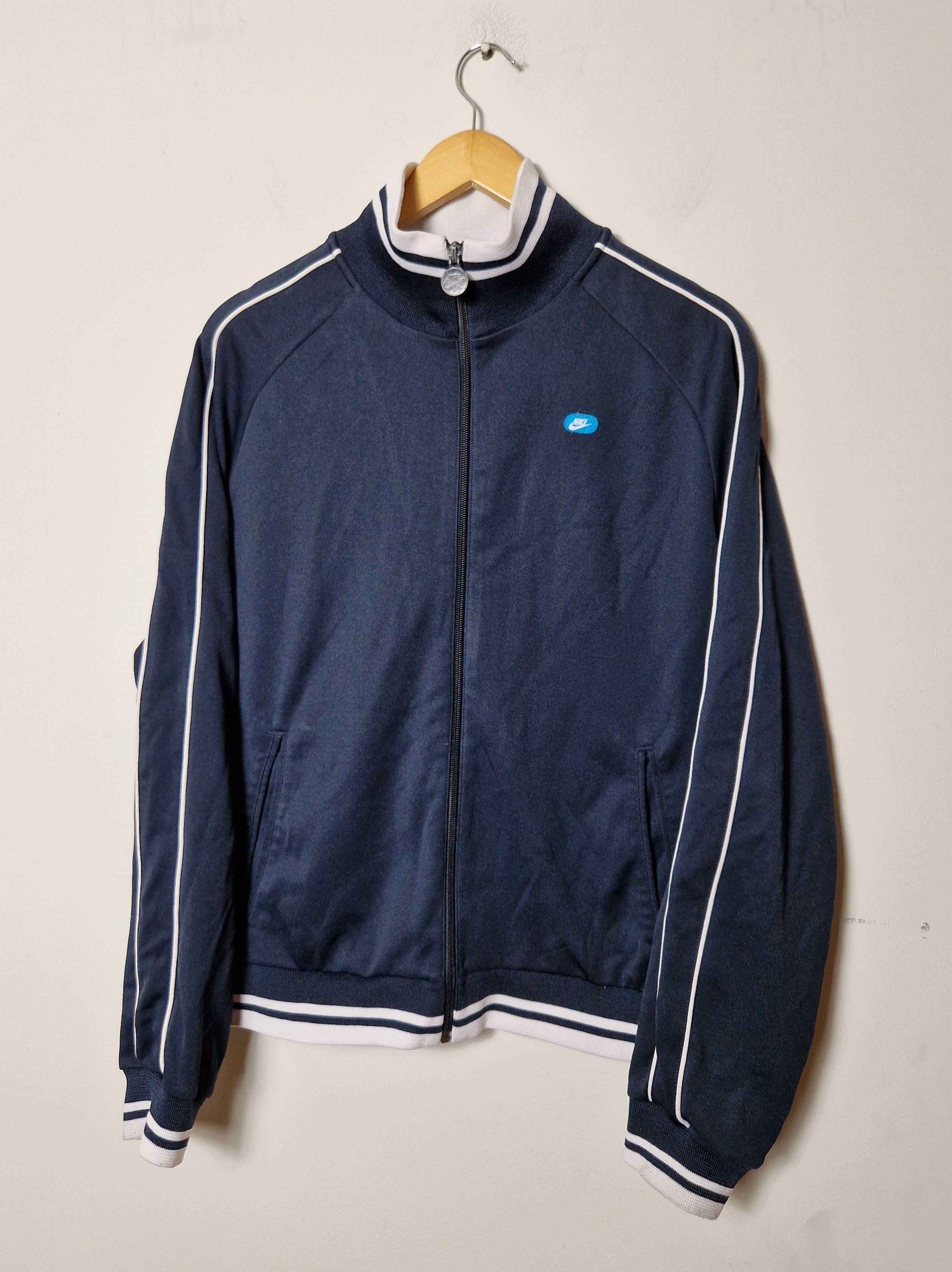 Nike Nike early 2000s y2k track zip sweatshirt Size US L / EU 52-54 / 3 - 1 Thumbnail