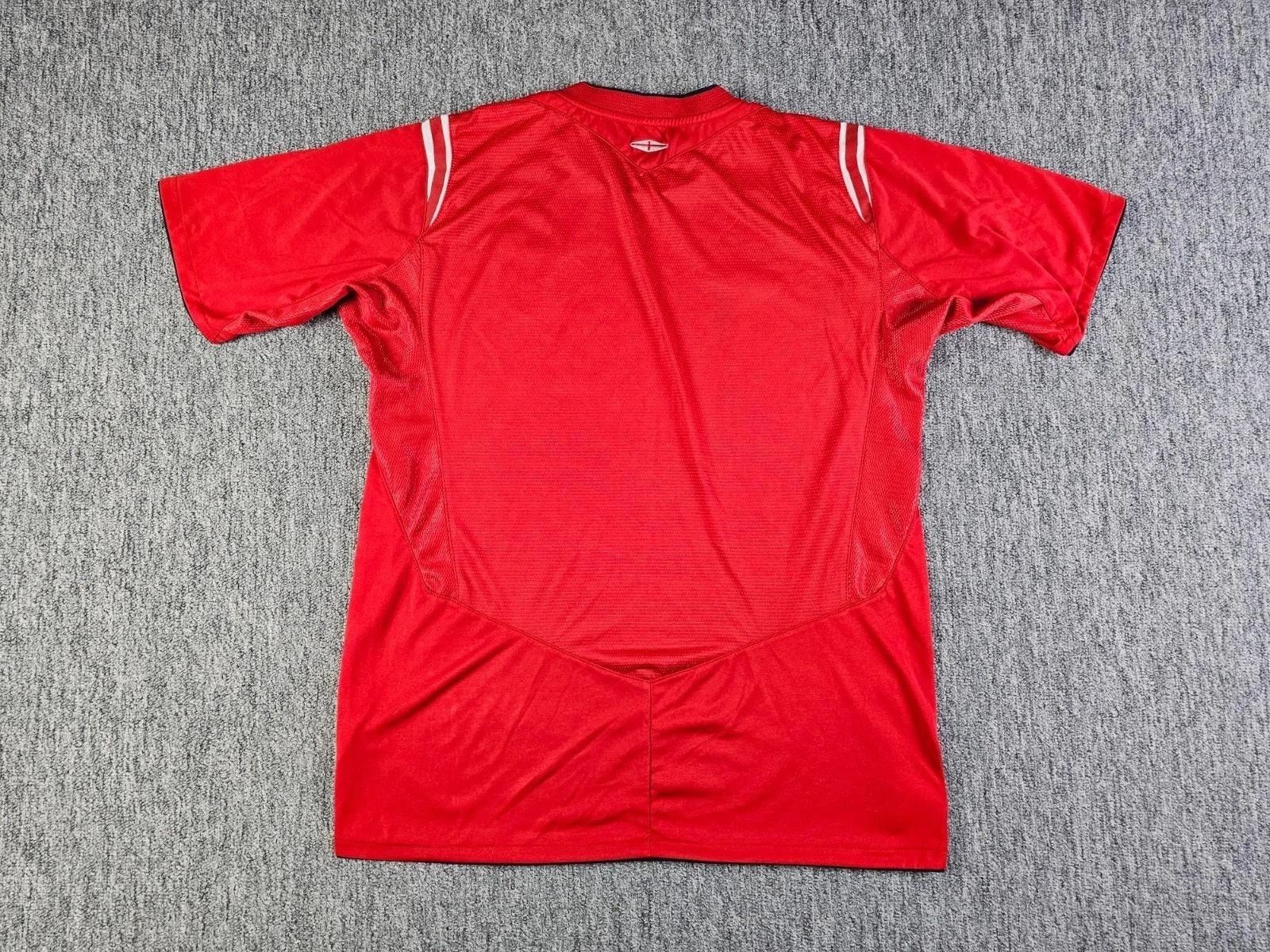 Umbro Umbro England 2004-06 Away Jersey Red Euro 2004 World Cup L Size US L / EU 52-54 / 3 - 3 Thumbnail