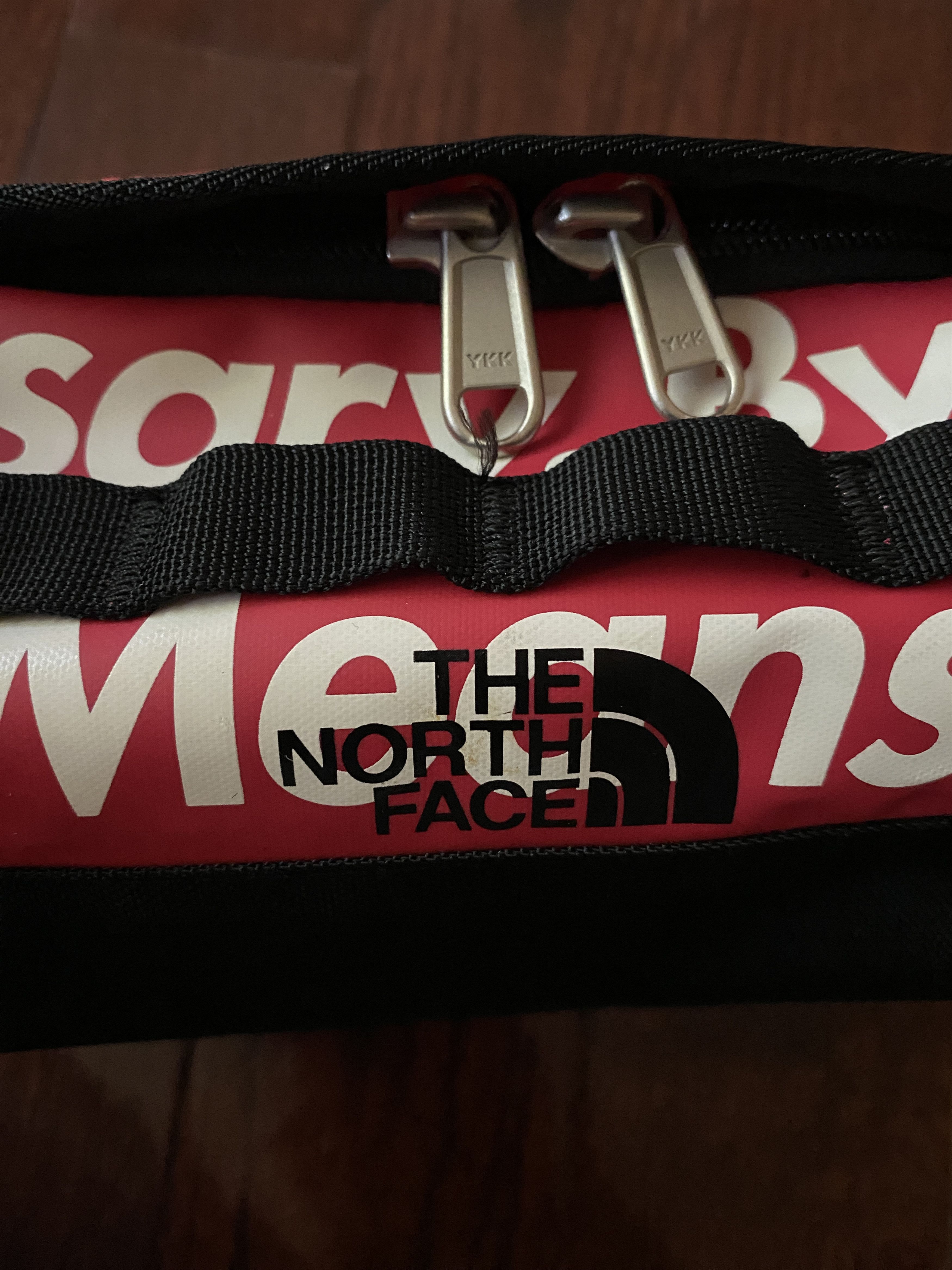 Supreme × The North Face Base Camp Travel Canister FW15 Size ONE SIZE - 6 Thumbnail