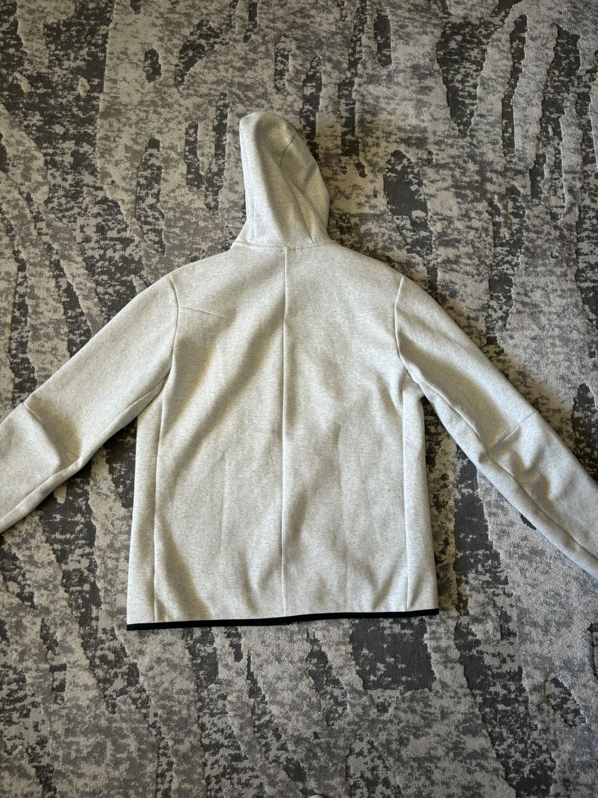 Nike Nike tech fleece cream | Grailed