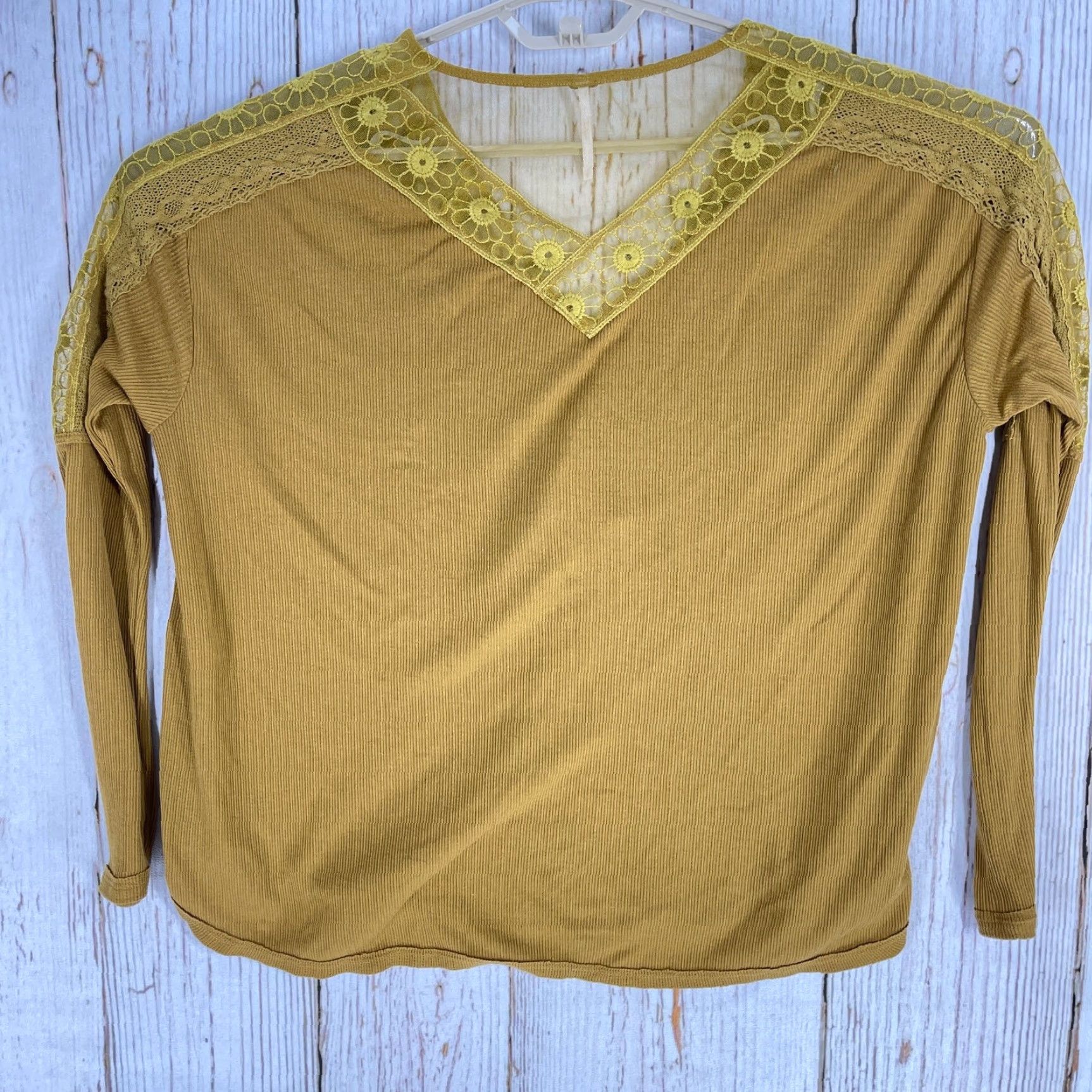 Free People Free People Top Shirt S Mustard Brown V-Neck Long Sleeve Lace Trim Boho Shirt Womens long sleeve casual pullOver lightweight B Size S / US 4 / IT 40 - 4 Thumbnail