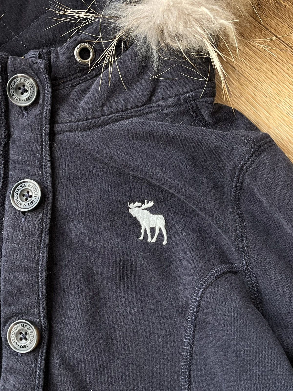 Abercrombie & Fitch Y2K Abercrombie Fitch Button Real Fur Hoodie Ifsixwasnine Size L / US 10 / IT 46 - 3 Thumbnail