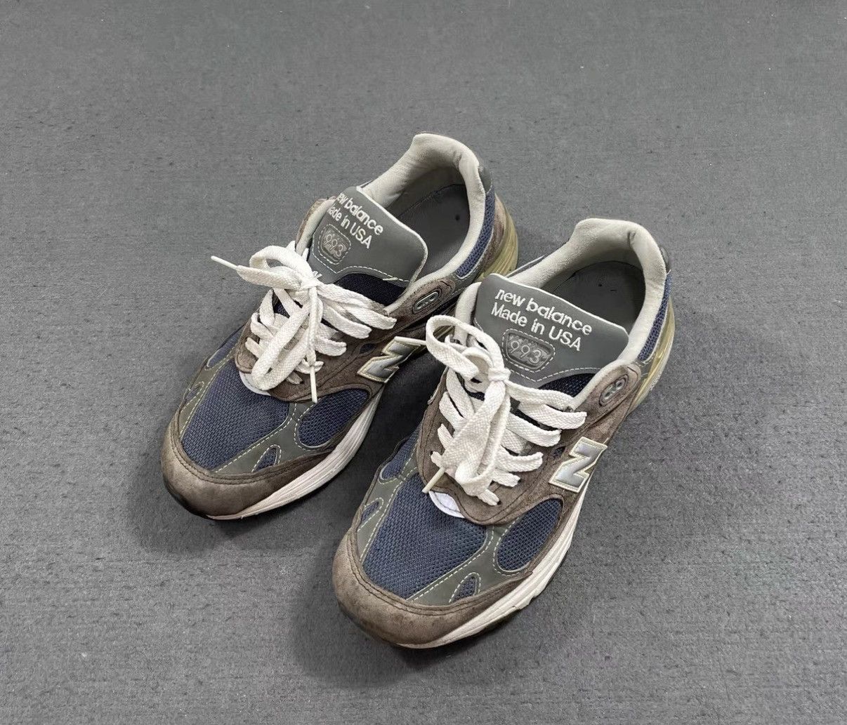 New Balance New Balance 993 Retro Running Shoes J16 Size US 8 / EU 41 - 3 Thumbnail