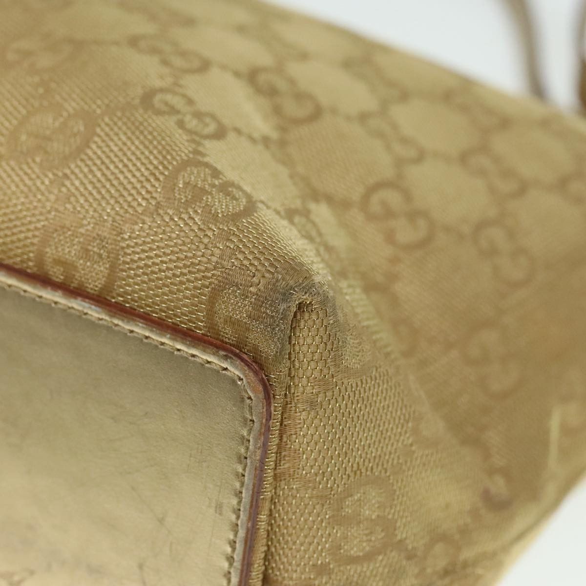 GUCCI GG Canvas Shoulder Bag Gold Tone Gold 0021099