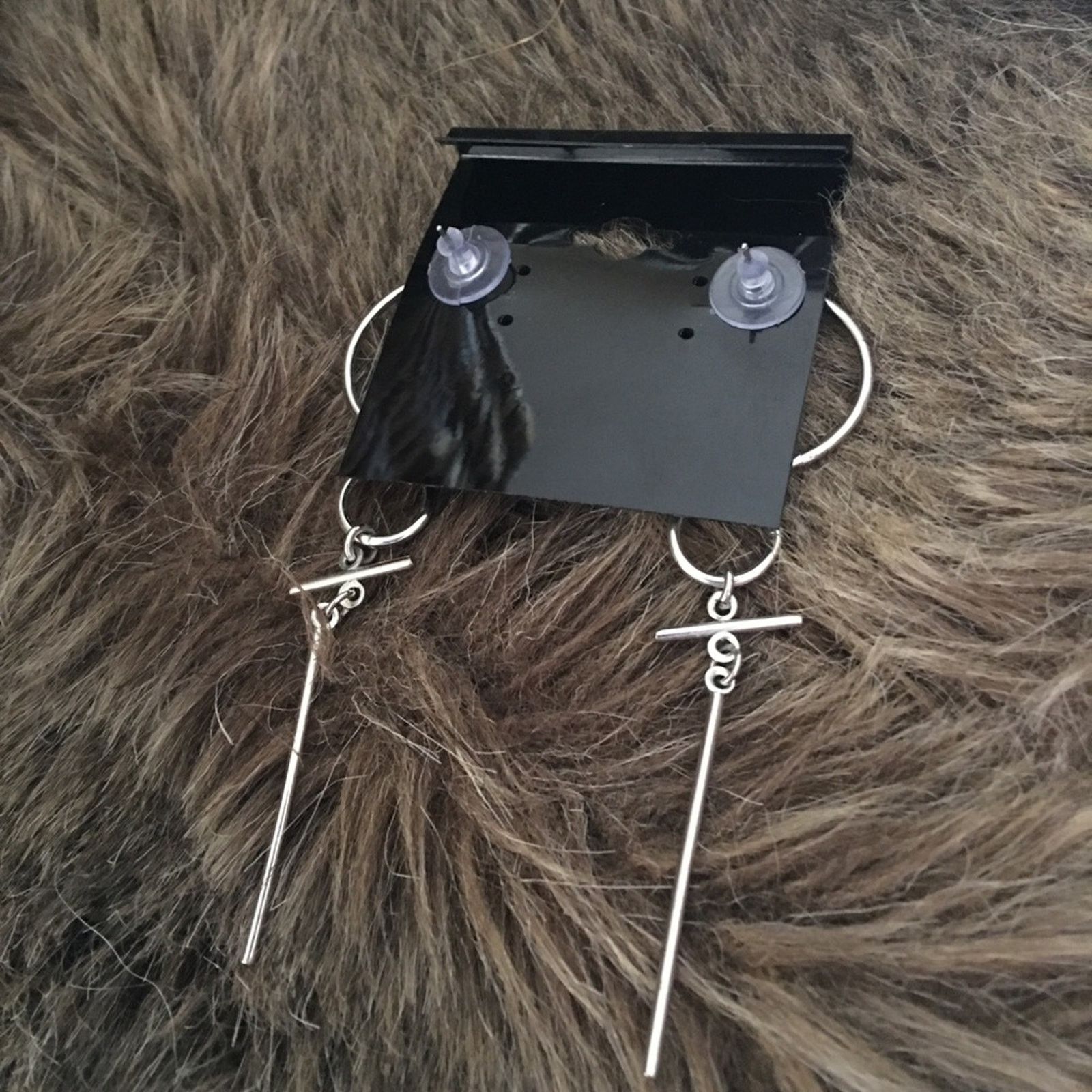 Jewelry Silver tone dagger tassel pierced earrings Size ONE SIZE - 3 Thumbnail