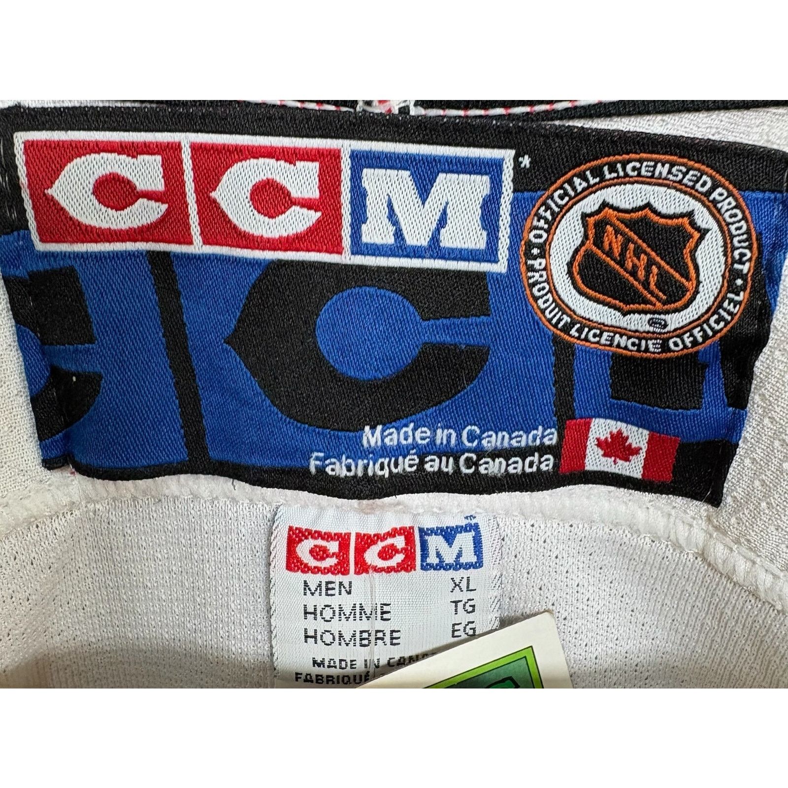 Ccm Vintage CCM Ottawa Senators Team Logo NHL Jersey XL Size US XL / EU 56 / 4 - 7 Thumbnail