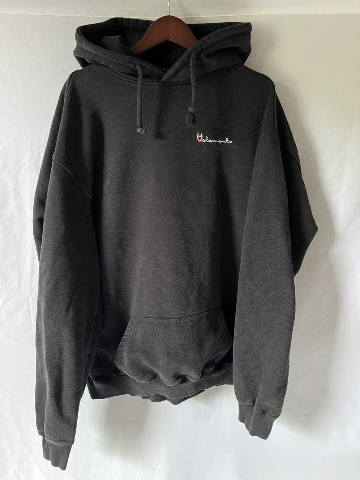 Vetements Vetements Champion Parody Hoodie Size US M / EU 48-50 / 2 - 1 Thumbnail