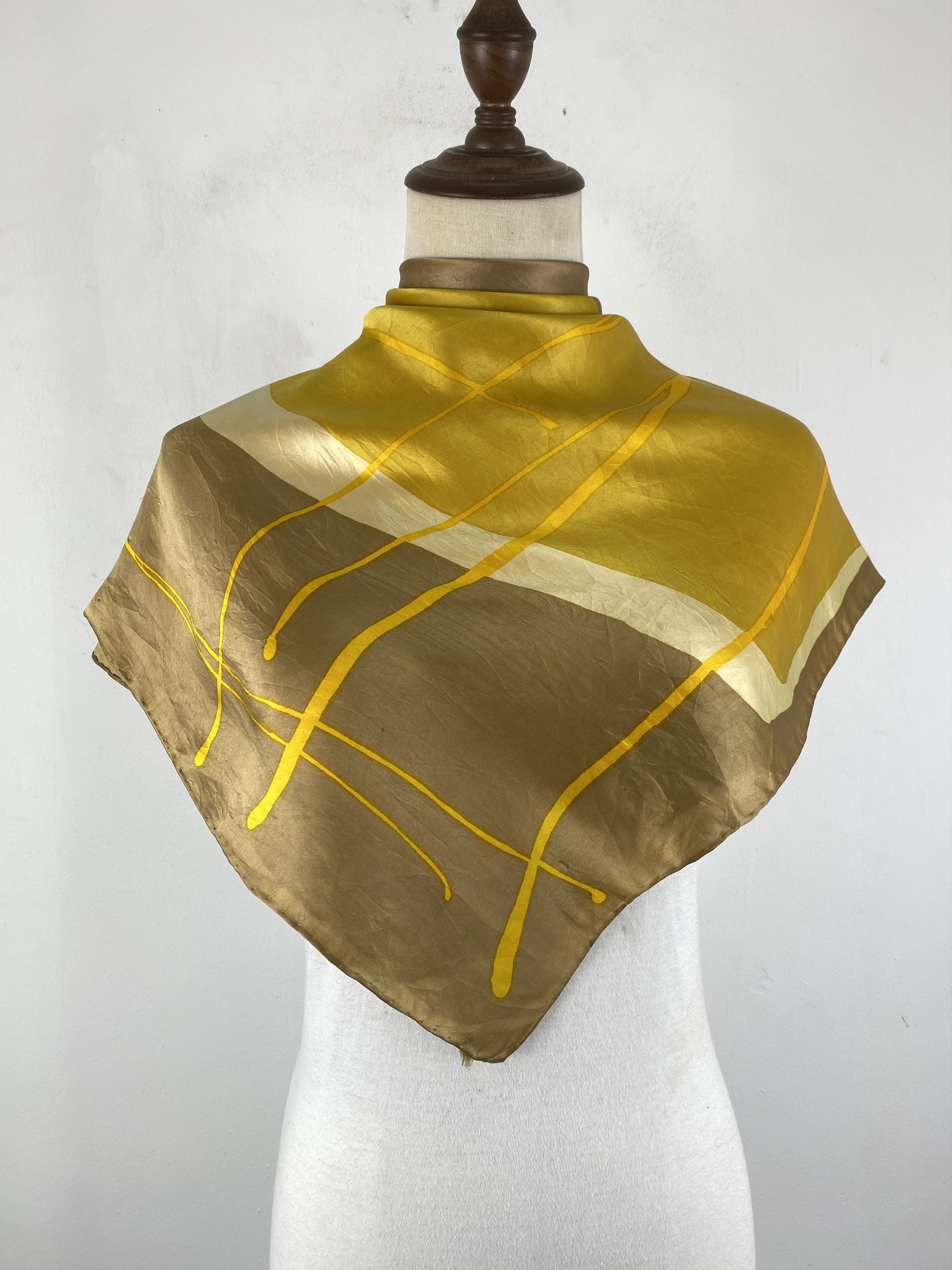 Japanese Brand Japanese Brand Silk Shawl Babushka head Scarf SN0048 Size ONE SIZE - 1 Thumbnail