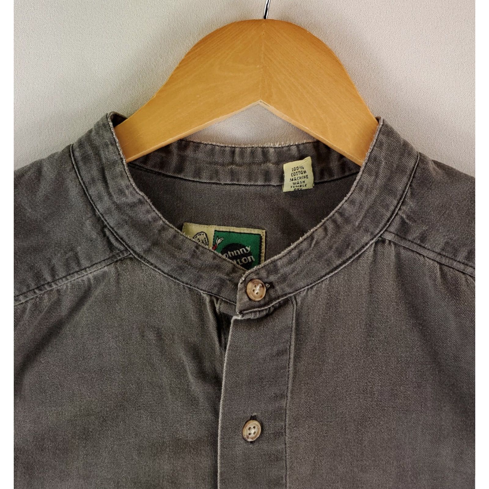 Vintage VINTAGE Johnny Cotton Chambray Button Up Shirt Banded Collar Gray Made USA Mens XL Shirt Size US XL / EU 56 / 4 - 2 Thumbnail