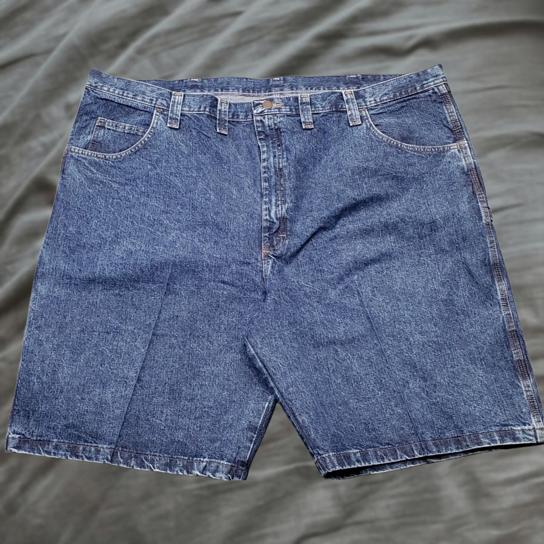 Wrangler Wrangler Mens Shorts Bermuda 48 Blue Dungarees Carpenter Flat Front 5-Pocket Denim Casual Workwear Regular Fit Livingstone Blue Mens Size US 32 / EU 48 - 1 Thumbnail