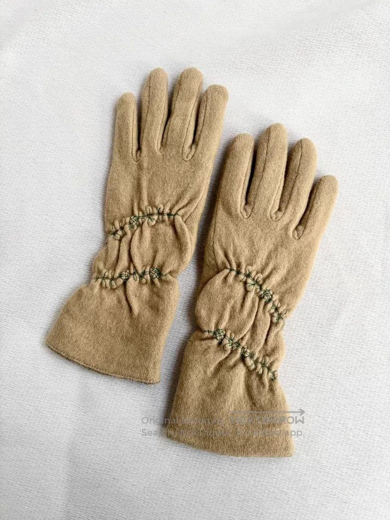 Vivienne Westwood Vivienne Westwood 3D Ruffle Saturn Small Leaf Gloves Size ONE SIZE - 1 Thumbnail