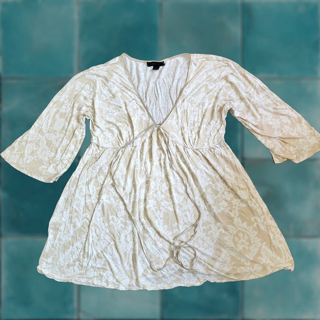 Express Express Blouse Womens L Beige Women Floral Sleeve Size Size L / US 10 / IT 46 - 1 Thumbnail