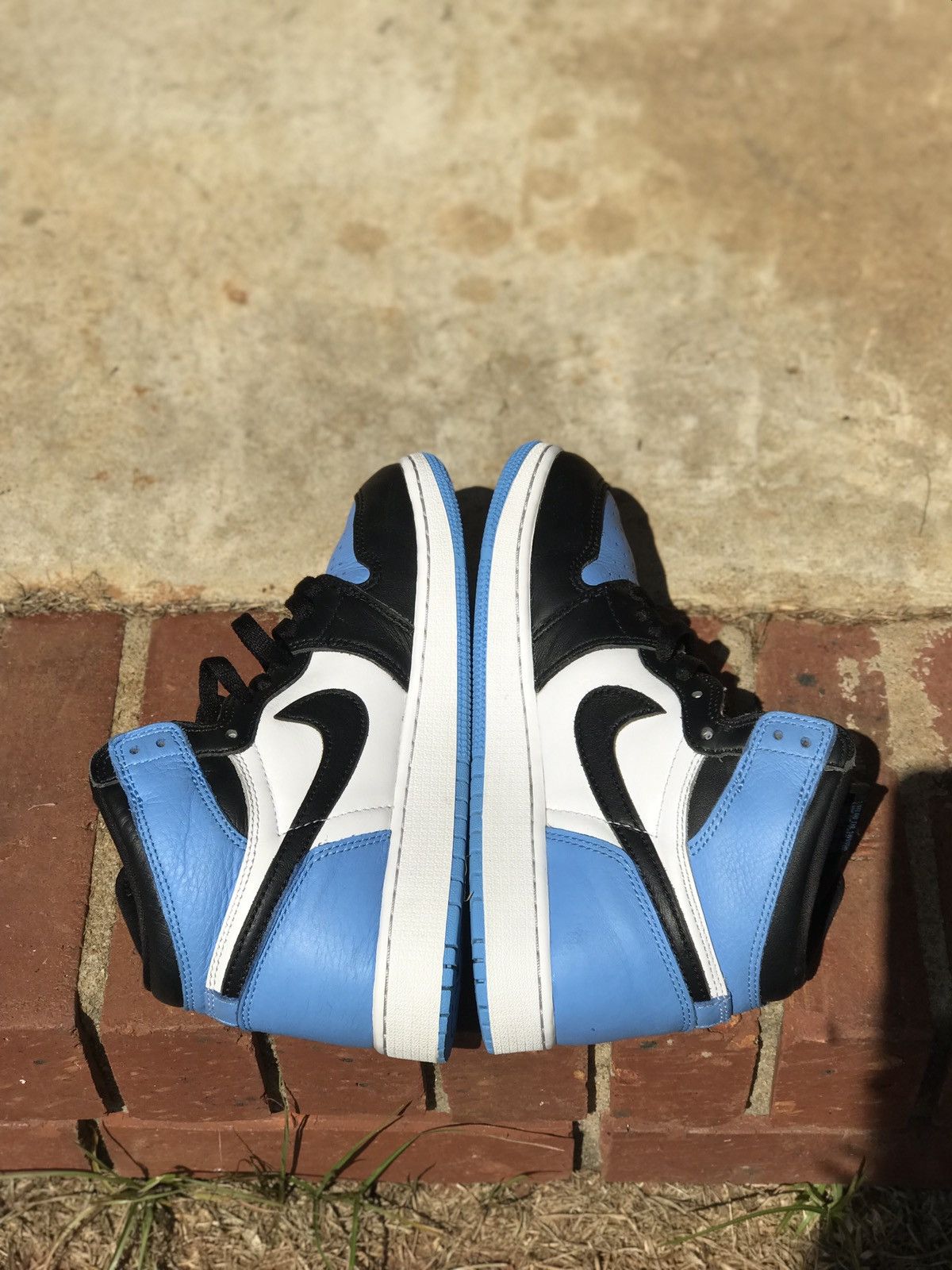 Jordan Brand Air Jordan Retro 1 High OG ‘UNC Toe’ Size 6Y / 7.5 Wmns Size US 7.5 / IT 37.5 - 5 Thumbnail