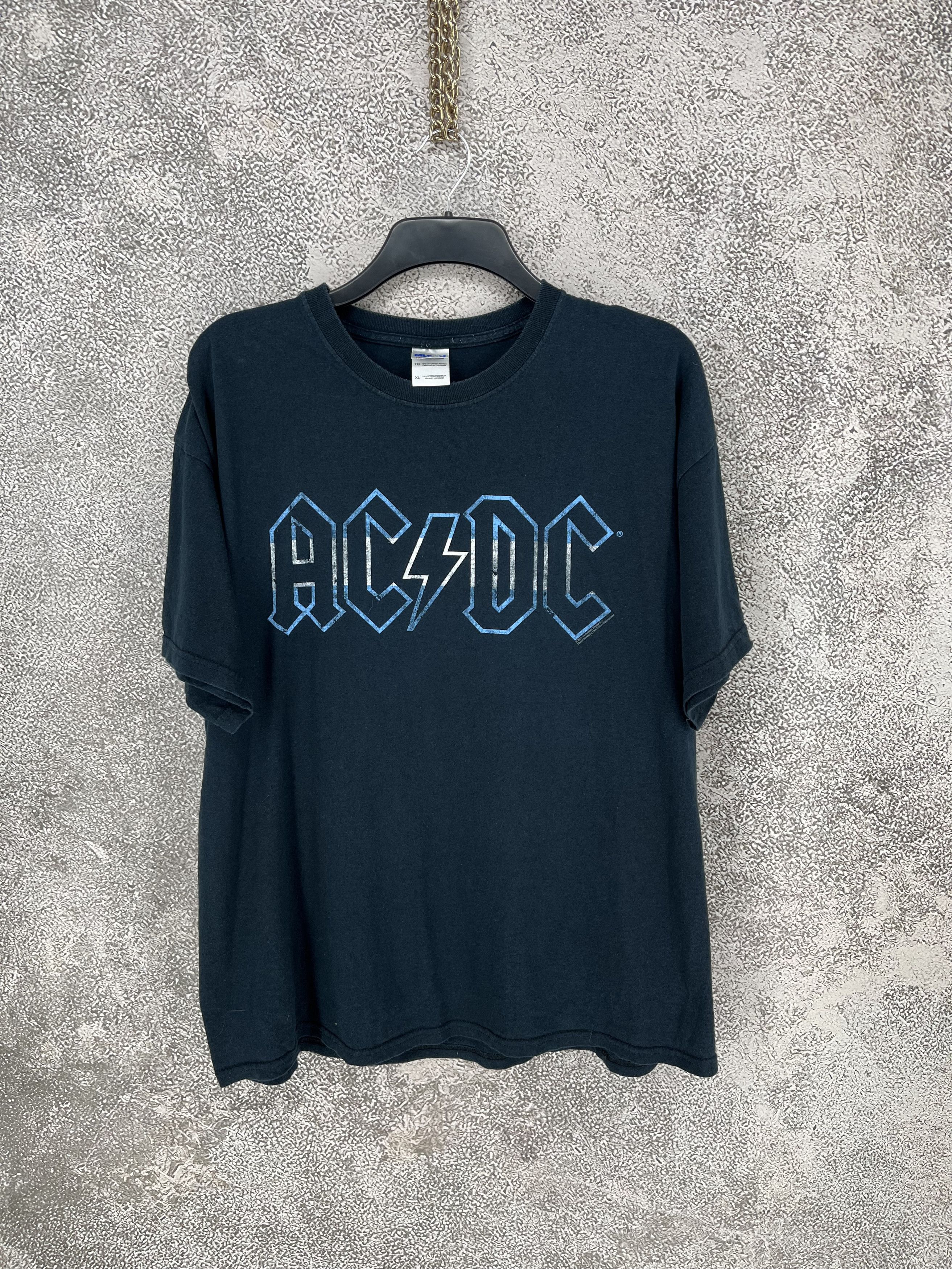 AC/DC Mens Vintage AC/DC T Shirt Rock Band Tee Rare 2011 Size US XL / EU 56 / 4 - 1 Thumbnail