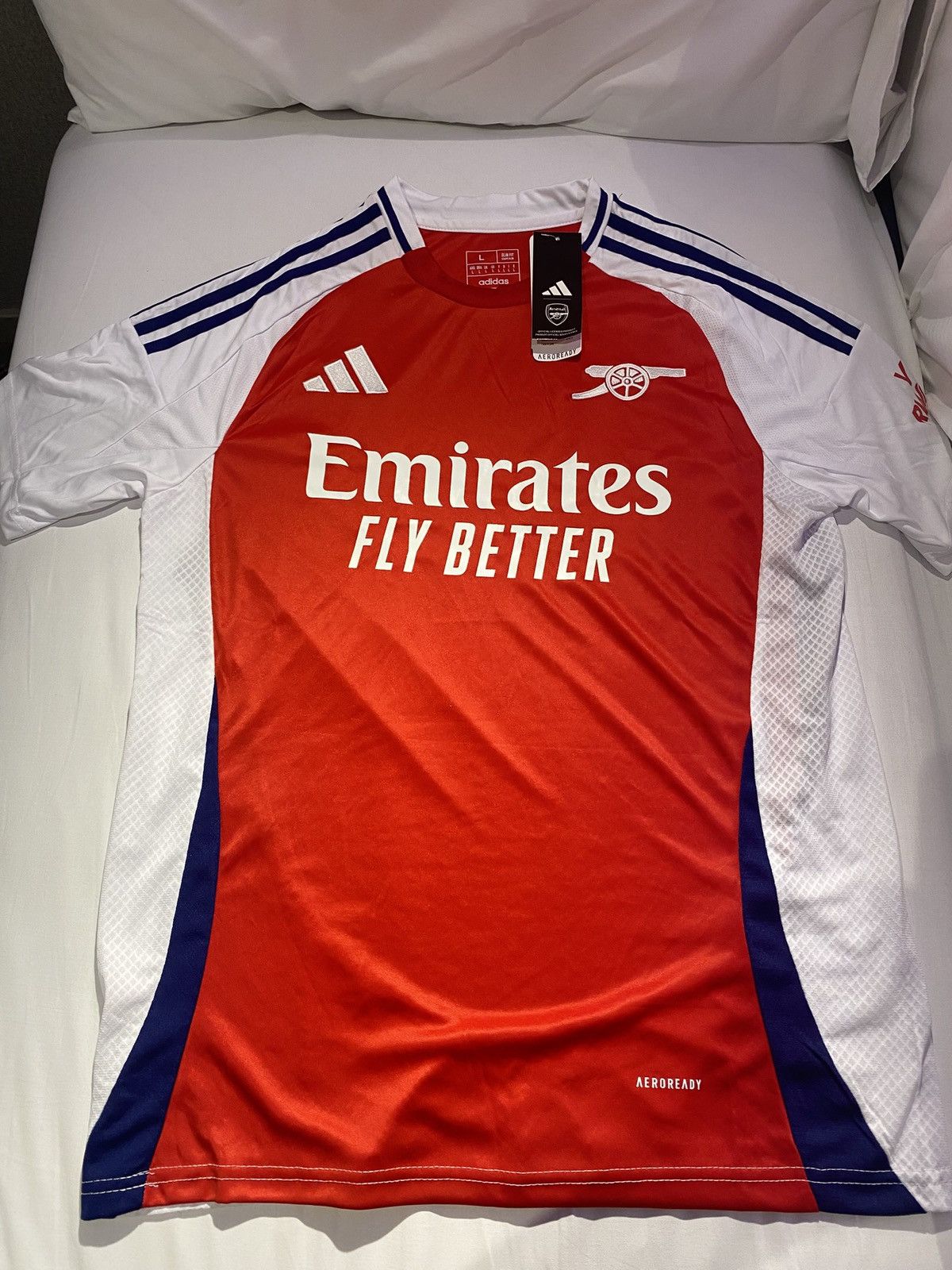 Adidas Arsenal 24/25 Home shirt Size US L / EU 52-54 / 3 - 1 Thumbnail
