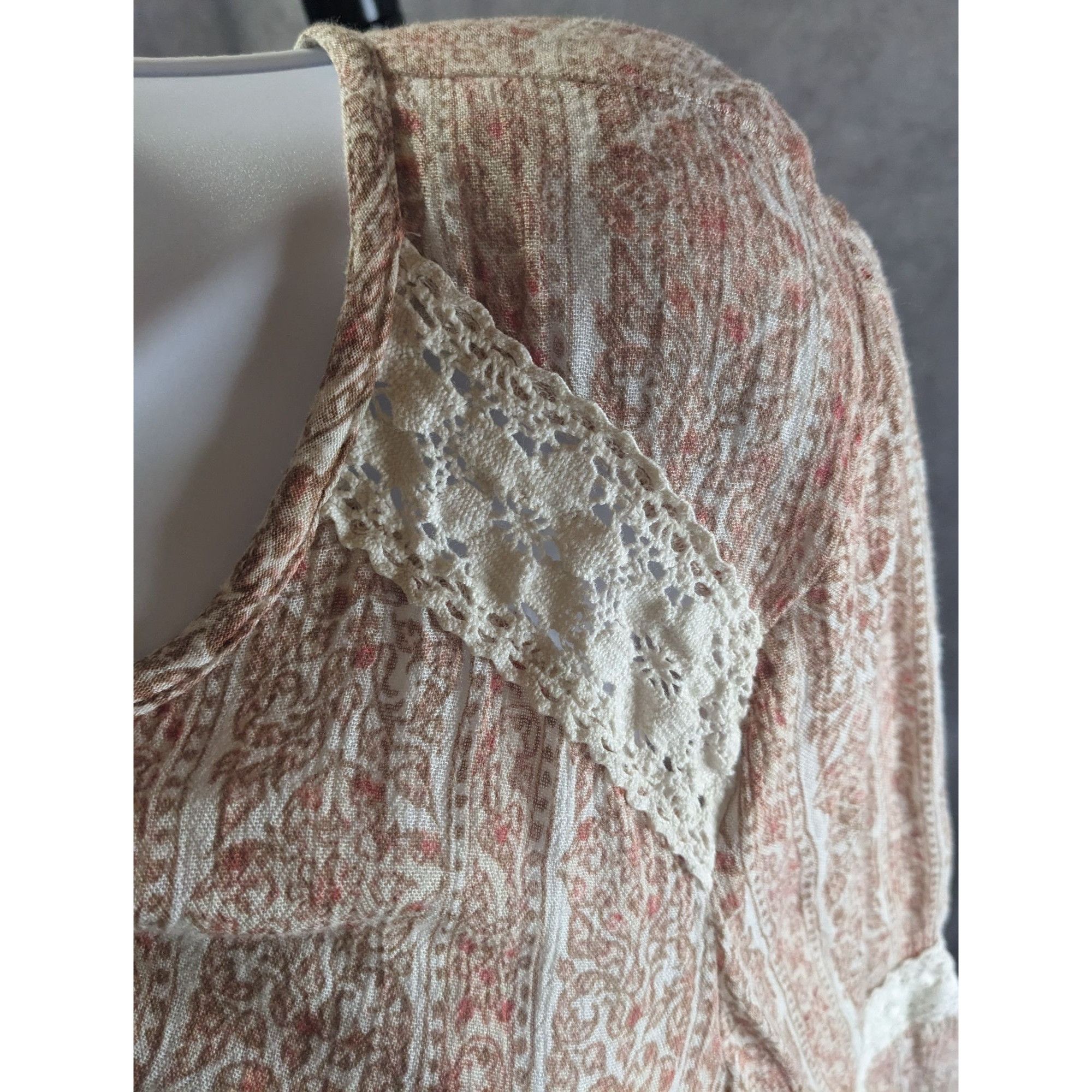 Hollister Romantic Hippie Hollister Lace Boho Peasant Top Bell Sleeve Size S / US 4 / IT 40 - 5 Thumbnail