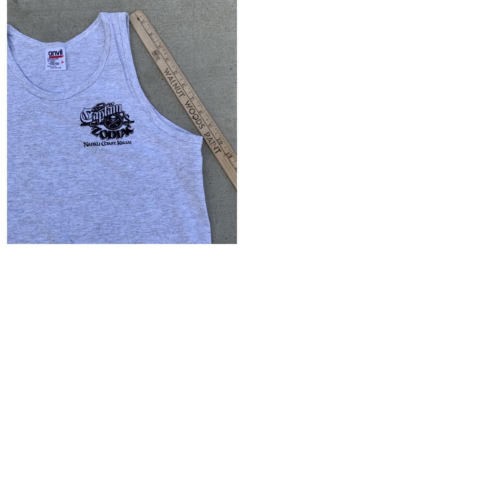 Anvil VINTAGE Anvil Captain Zodiak Napali Coast Kauai Raft Kauai Tank Top Unisex S Gray Cotton Blend Preshrunk Graphic Print T-Shirt USA Made Size US S / EU 44-46 / 1 - 12 Thumbnail
