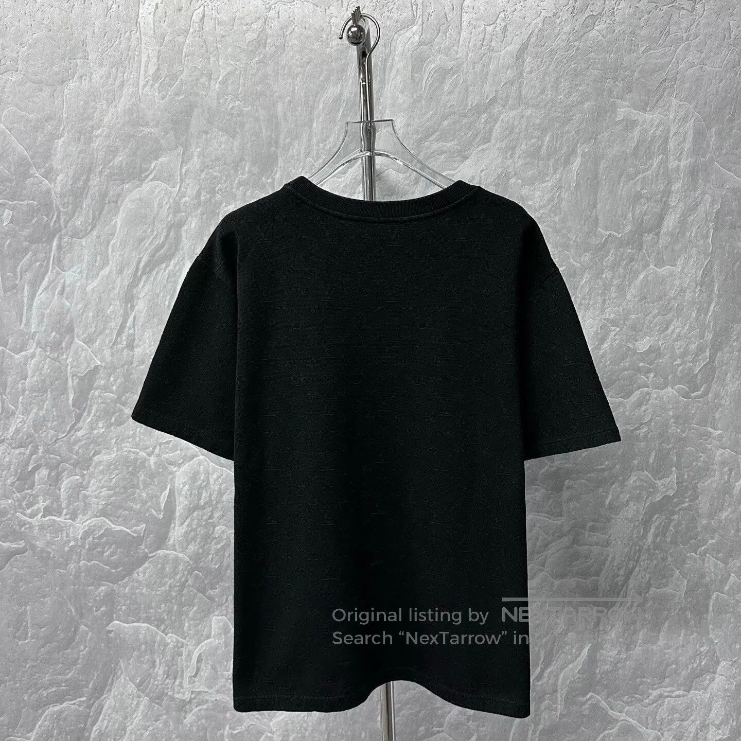 Louis Vuitton black louis vuitton short sleeve pocket t-shirt. Size US L / EU 52-54 / 3 - 4 Thumbnail