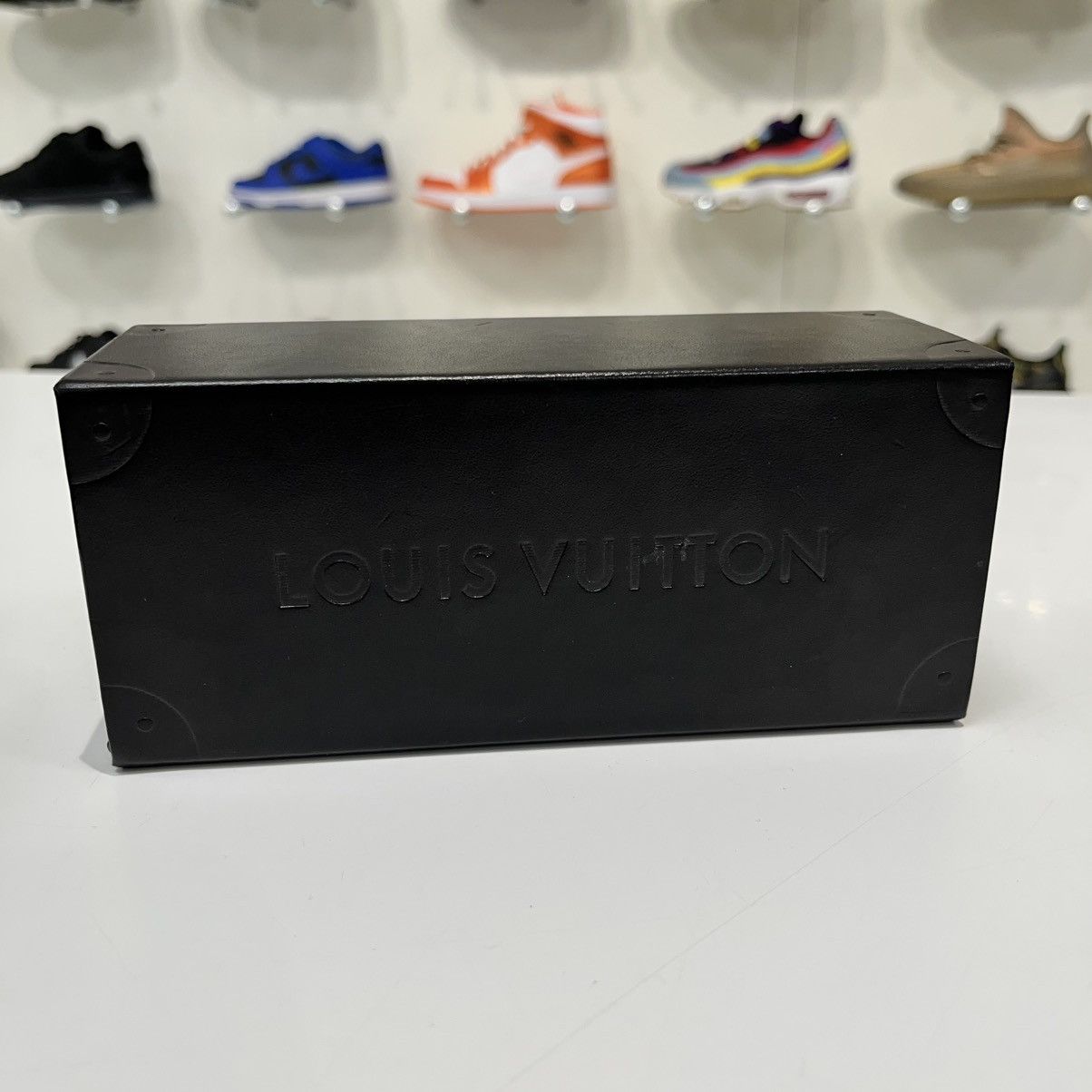Louis Vuitton Louis Vuitton Millionaires Sunglasses Black Size ONE SIZE - 10 Thumbnail