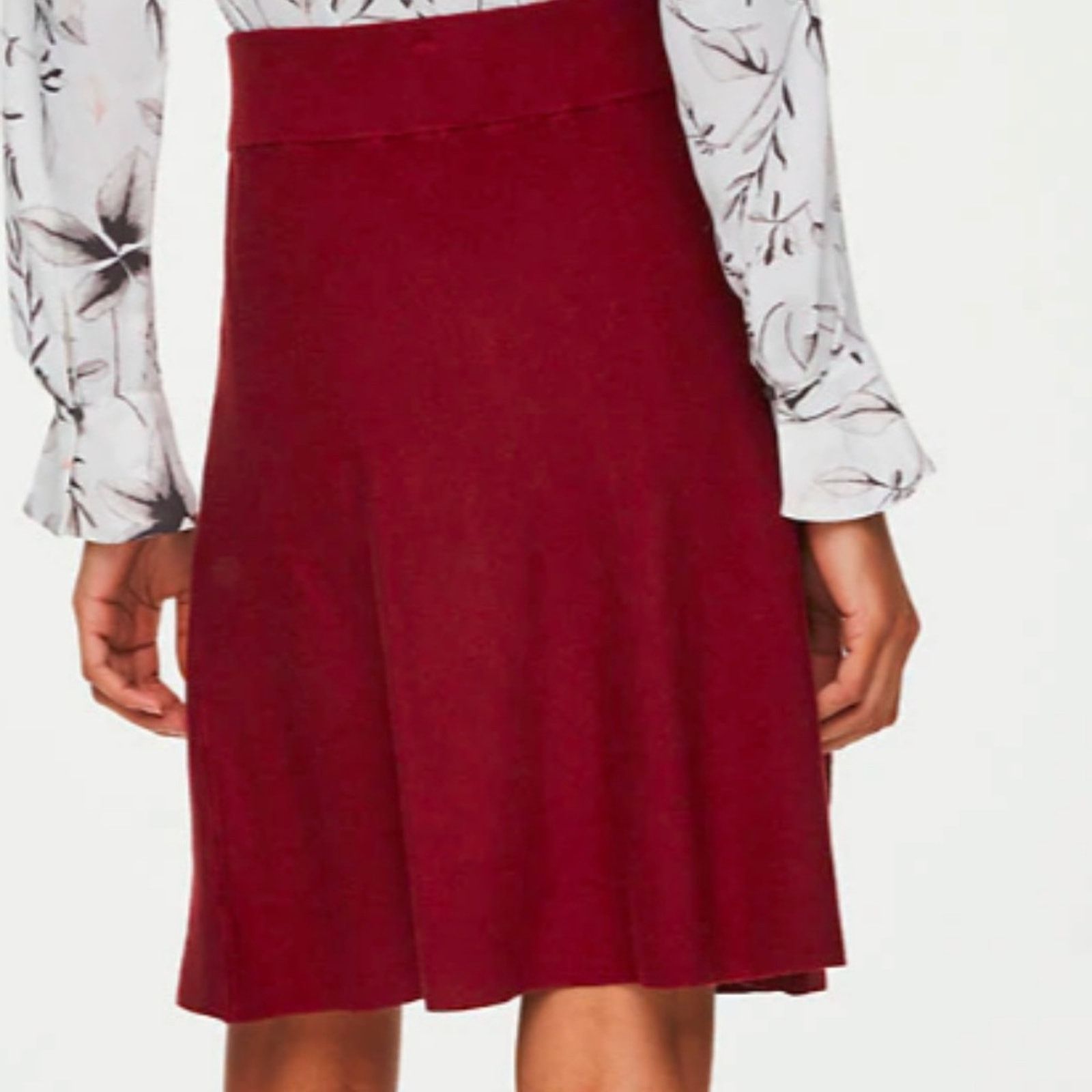 Loft LOFT Crimson Red Sweater Flippy Skirt Size 28" / US 6 / IT 42 - 9 Thumbnail