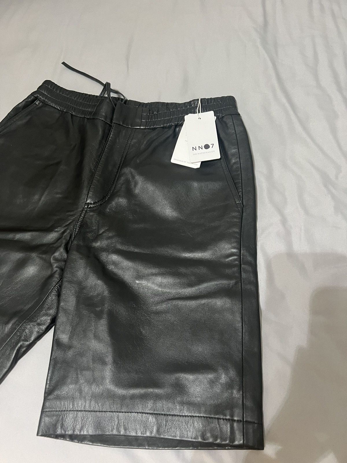 NN07 Nn07 No Nationality Leather Keanu 8232 Shorts Black Size US 31 - 2 Thumbnail